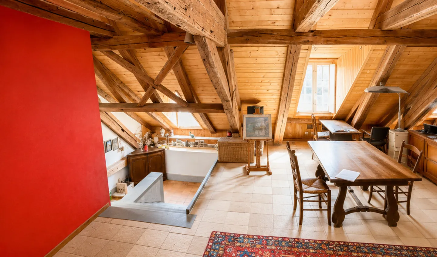 For sale in the heart of the Old Town of Fribourg a magnificent penthouse - Photo 10 of 10