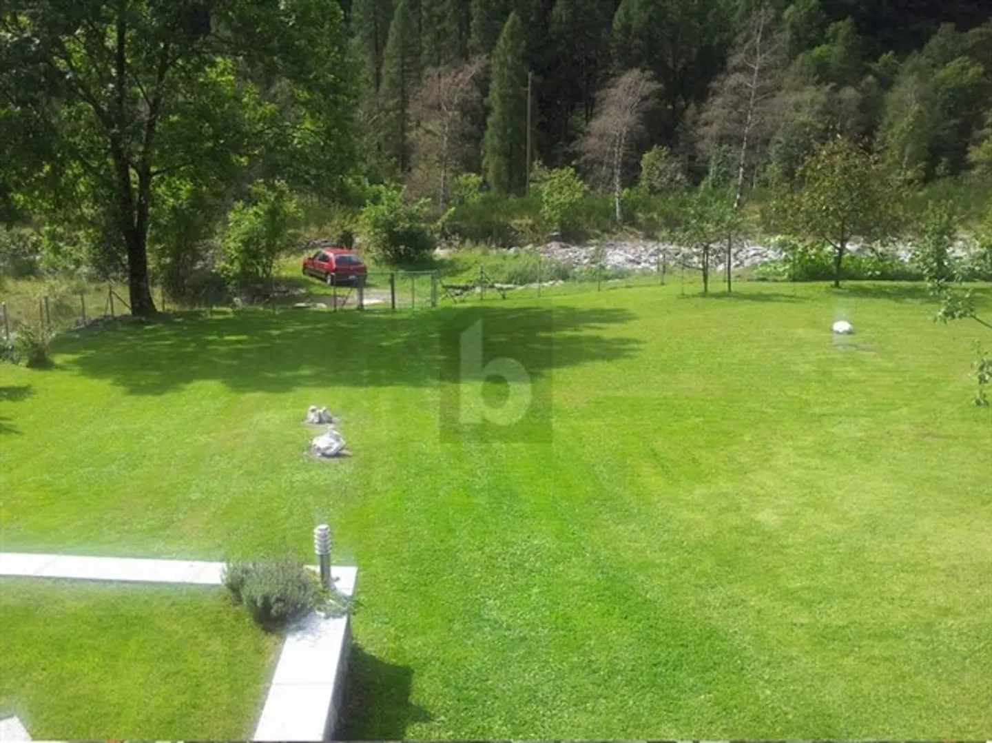 A PARADISE OASIS IN THE MIDST OF NATURE - Photo 3 of 6