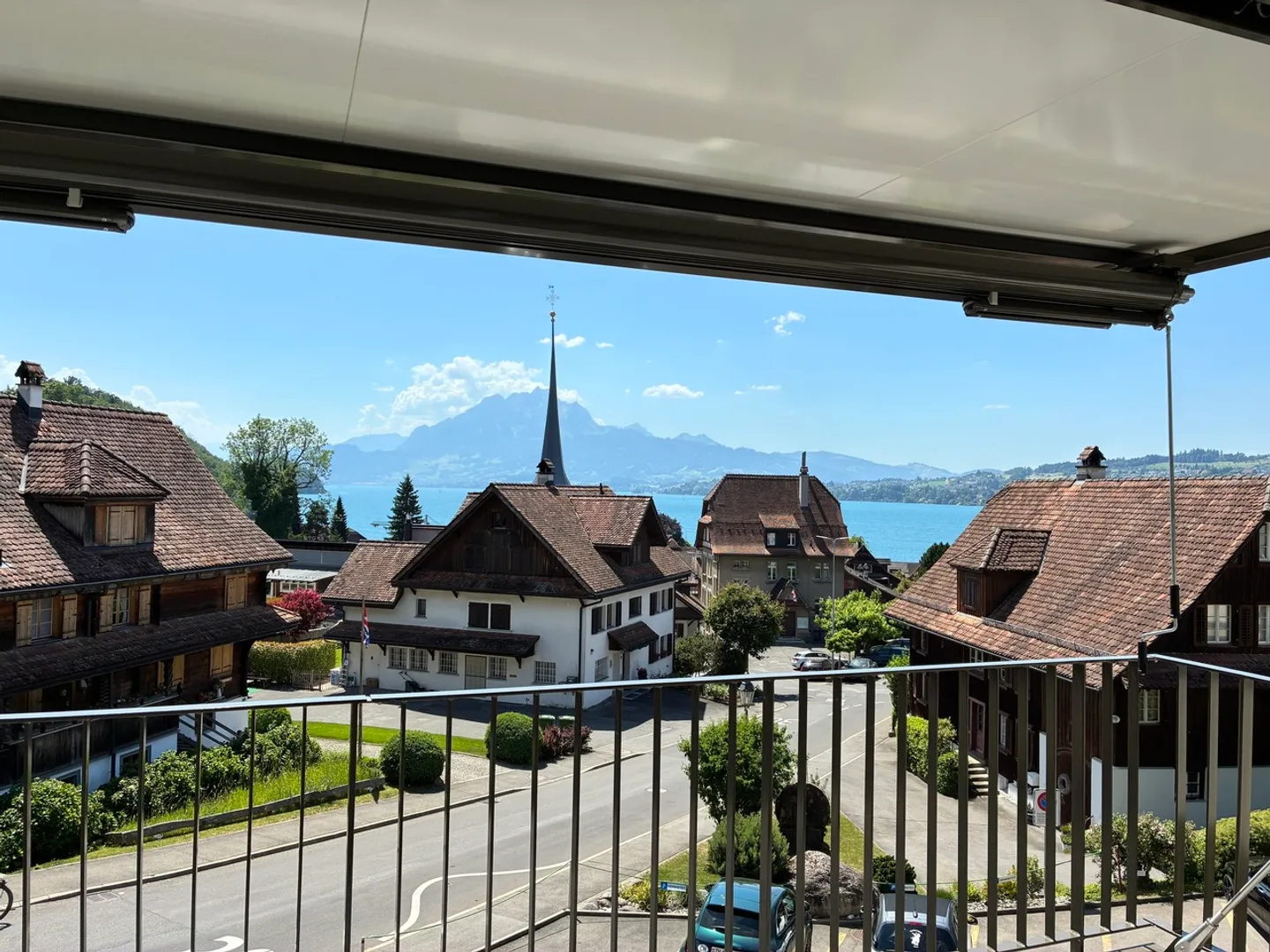 Appartamento Incantevole con Vista Lago - Foto 1 di 6