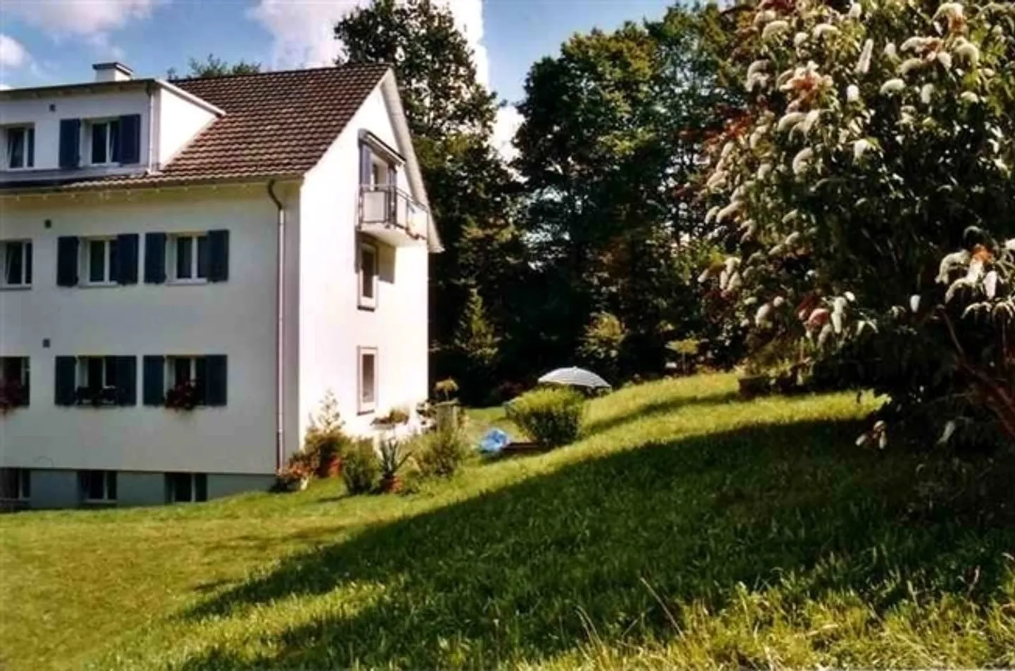 APPARTEMENT 4½ PIÈCES À ZURICH - DISTRICT 11 ALLENMOOS, MEUBLÉ, TEMPORAIRE - Photo 9 sur 10