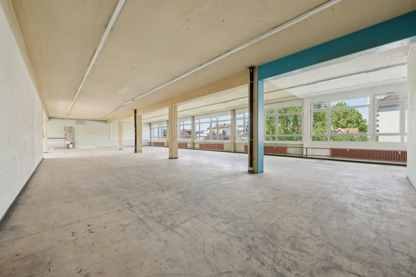 Industrial Gewerbefläche in Birsfelden - Gewerbe/Büro und Lager unter einem Dach! - Foto 10 von 13