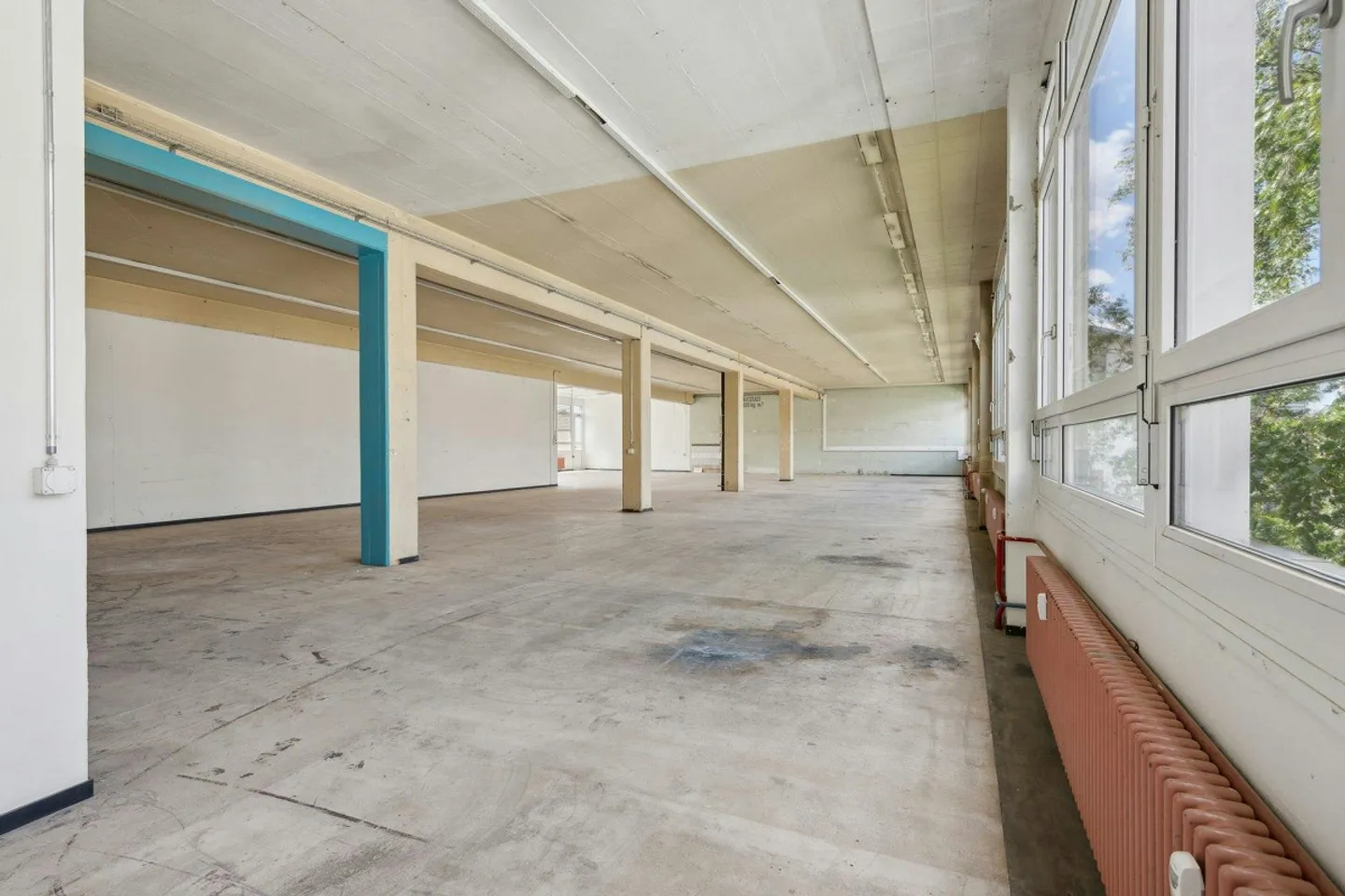 Industrial Gewerbefläche in Birsfelden - Gewerbe/Büro und Lager unter einem Dach! - Foto 11 von 13