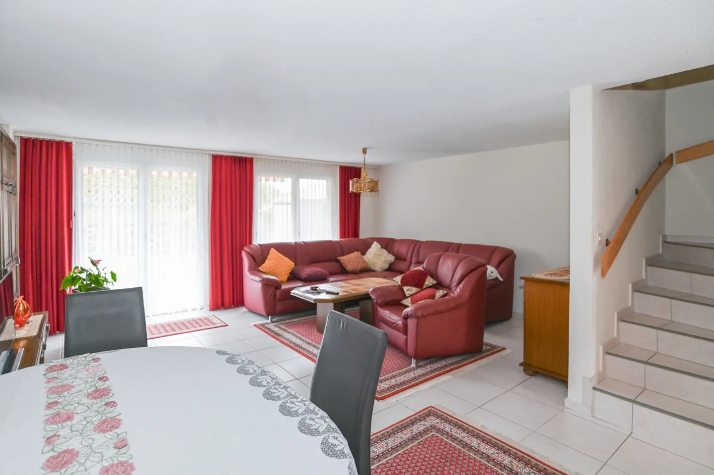 Charmantes Reihenmittelhaus mit ausbaubarem Dach - Foto 2 von 16