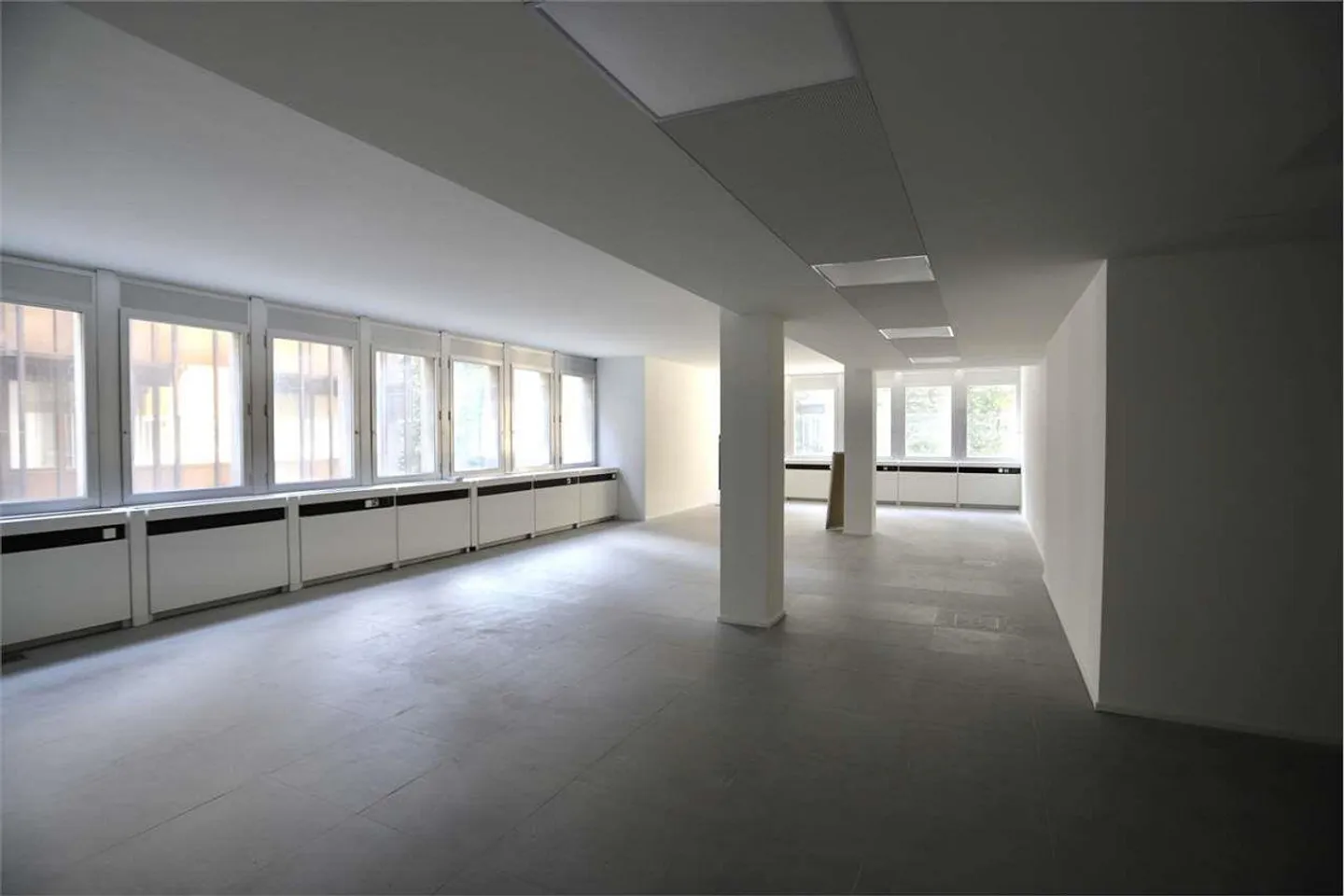 Office in the center of Lugano - Photo 1 of 4