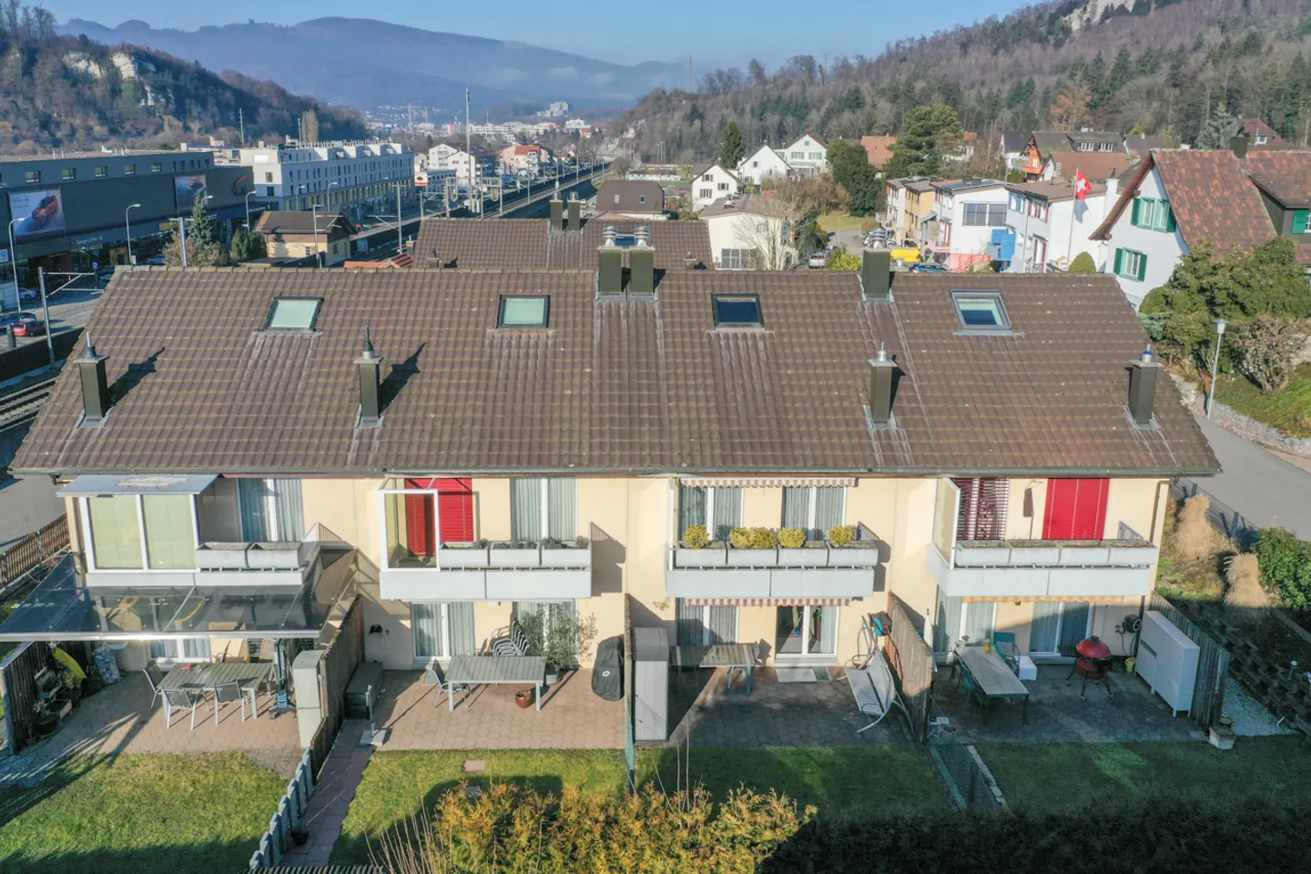 Charmantes Reihenmittelhaus mit ausbaubarem Dach - Foto 3 von 16