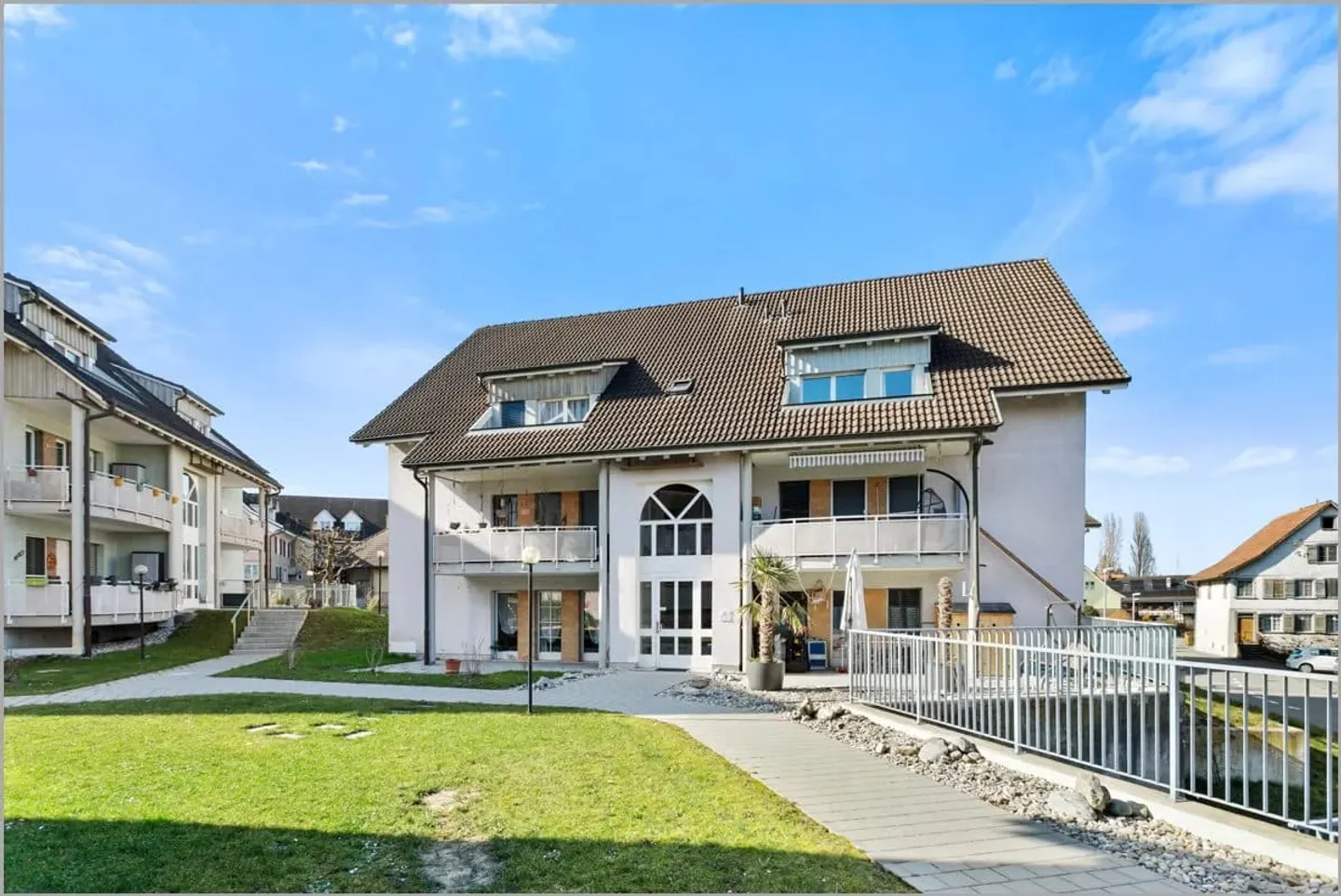 Charmant Attique à Güttingen - Photo 1 sur 13