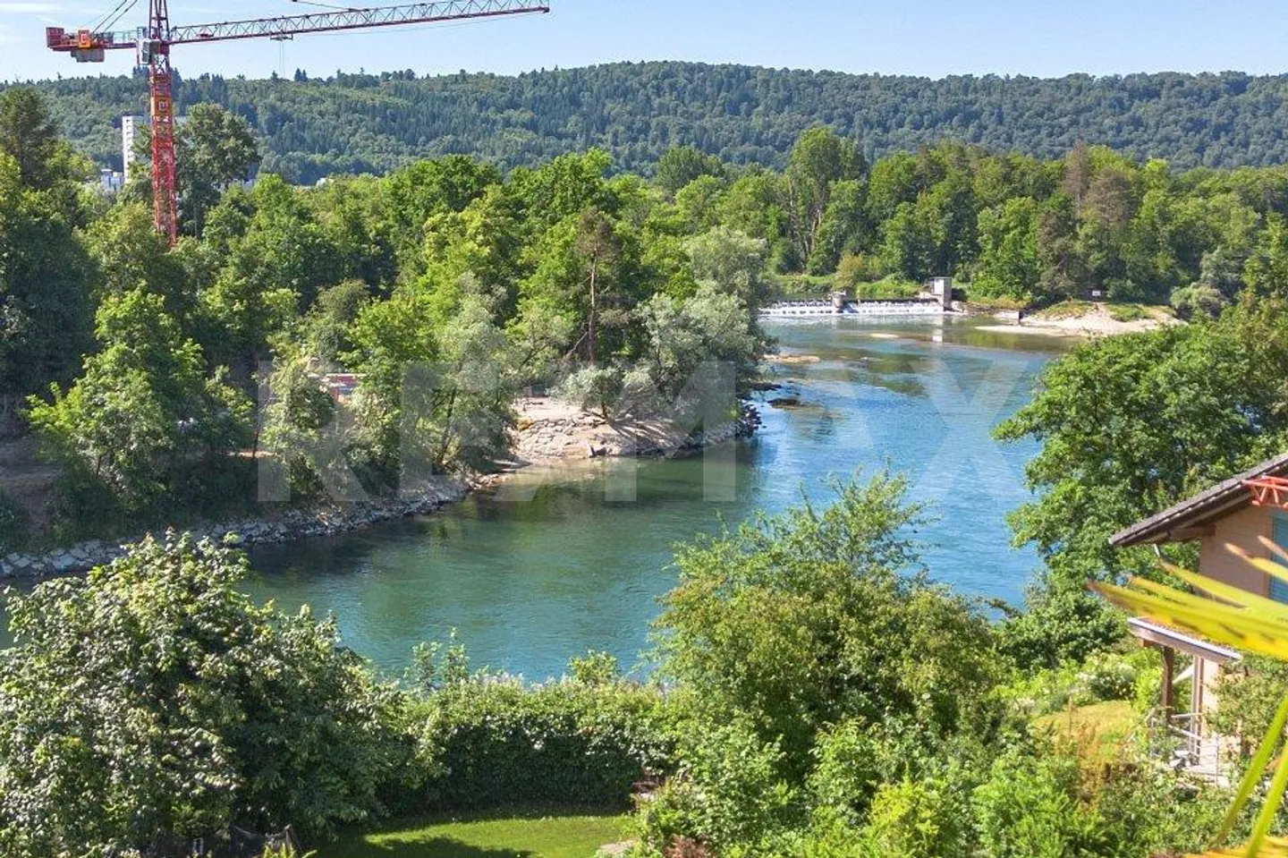 Living with a view of the Aare - Photo 2 of 13