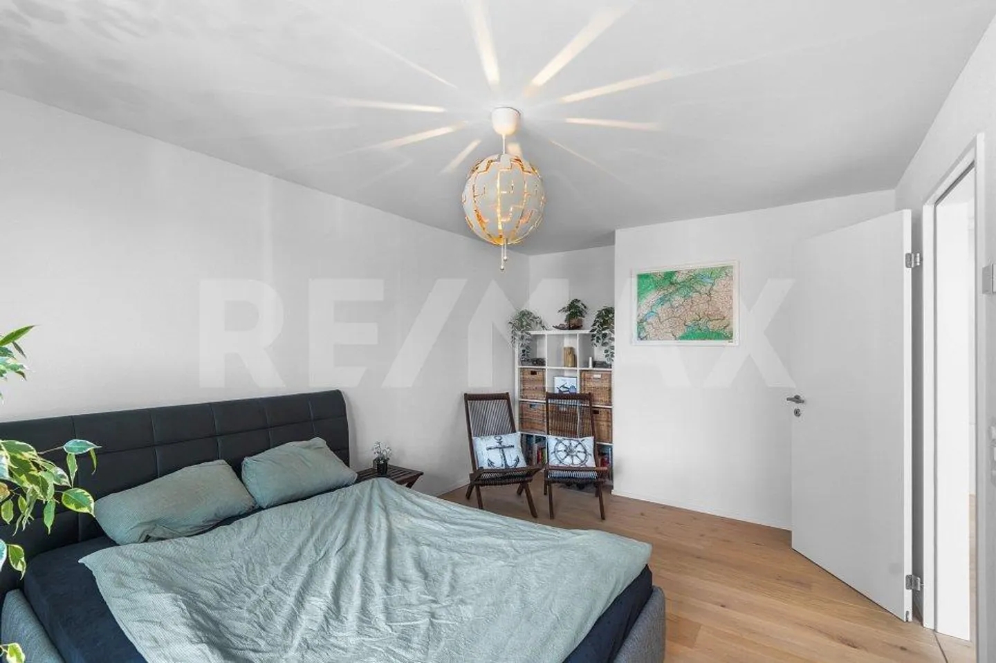 Living with a view of the Aare - Photo 12 of 13