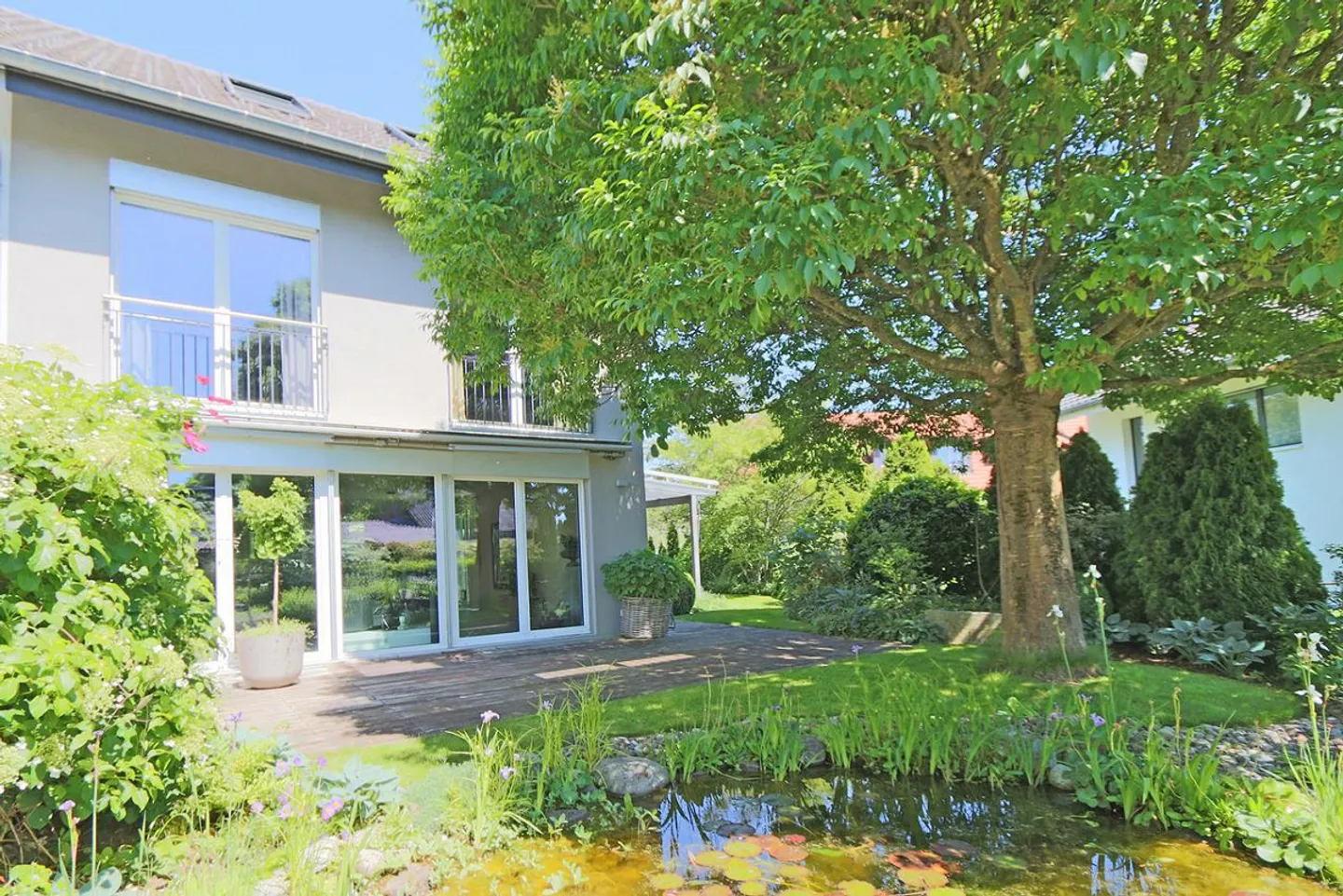 Charmantes Familienhaus in Herblingen - Foto 3 von 25