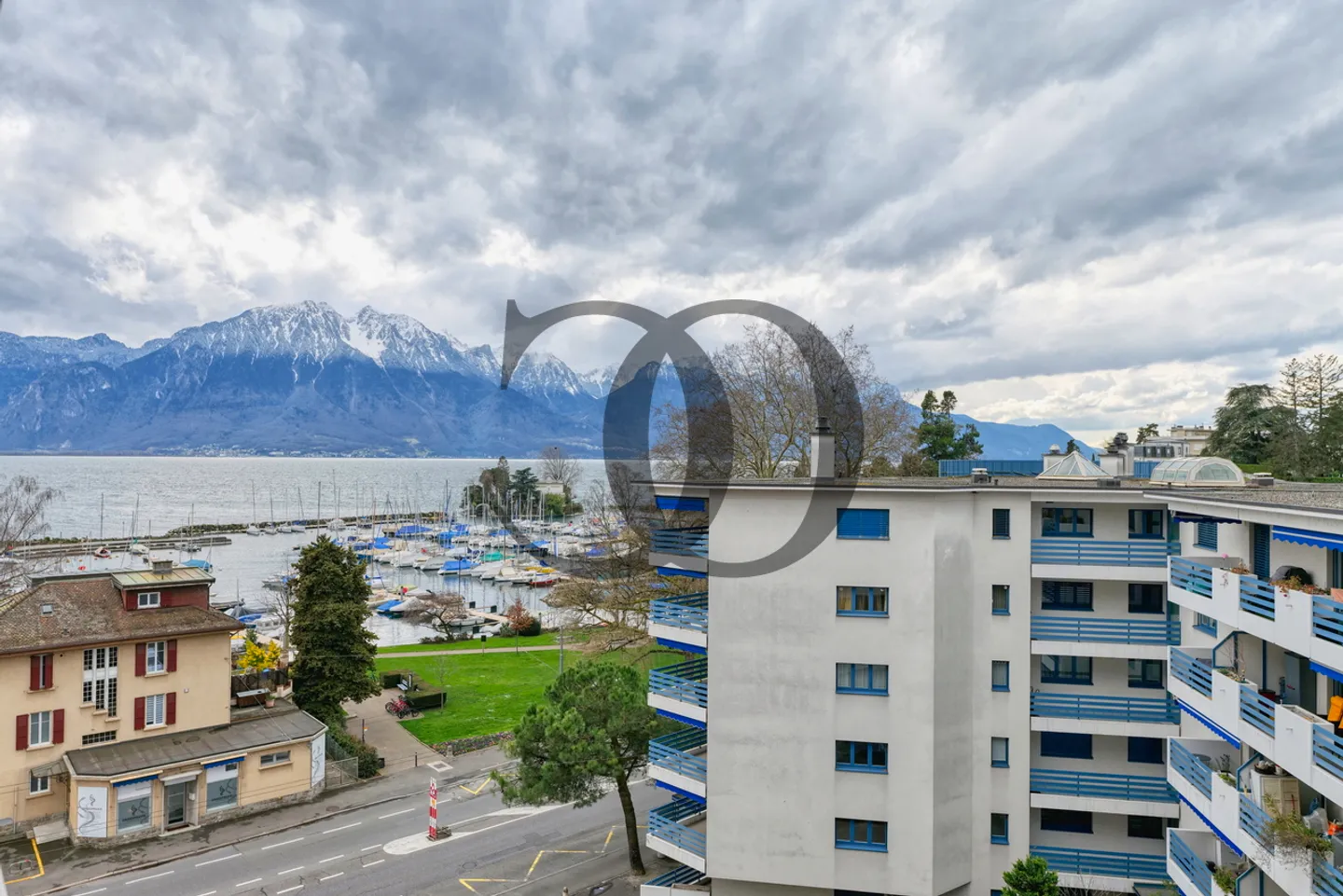 Superbo appartamento di 3,5 locali con balcone e vista - Foto 12 di 12