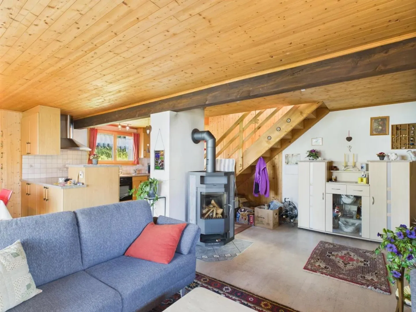 Cozy chalet with panoramic views in the Valais mountains - Photo 7 of 9