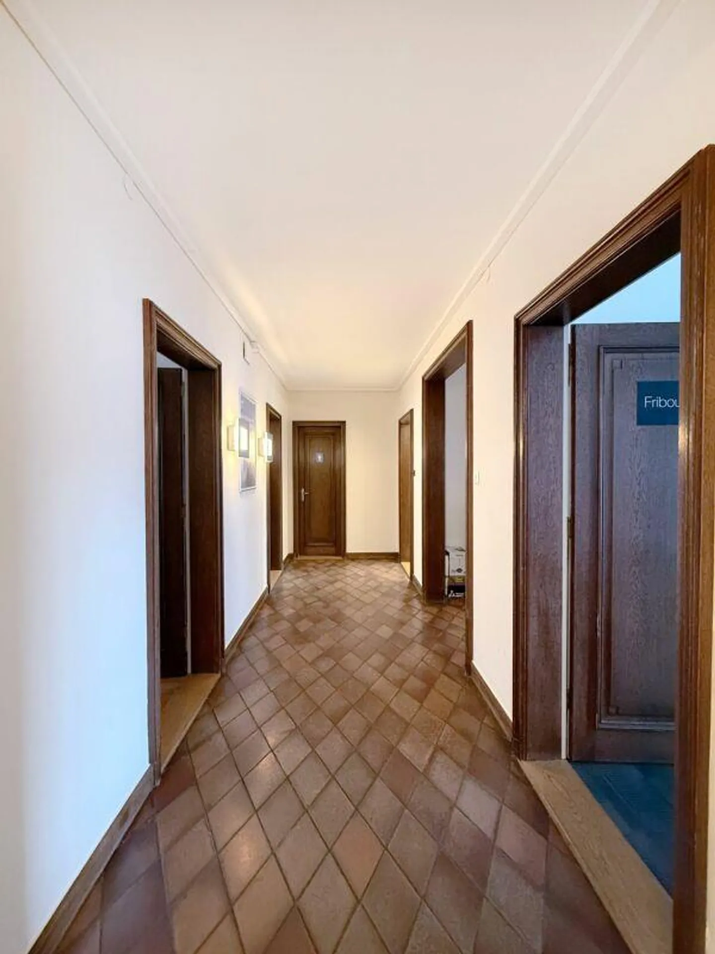 Toplage in der Oberen Altstadt - stilvolle Räume für Praxis oder Büro - Foto 2 von 9