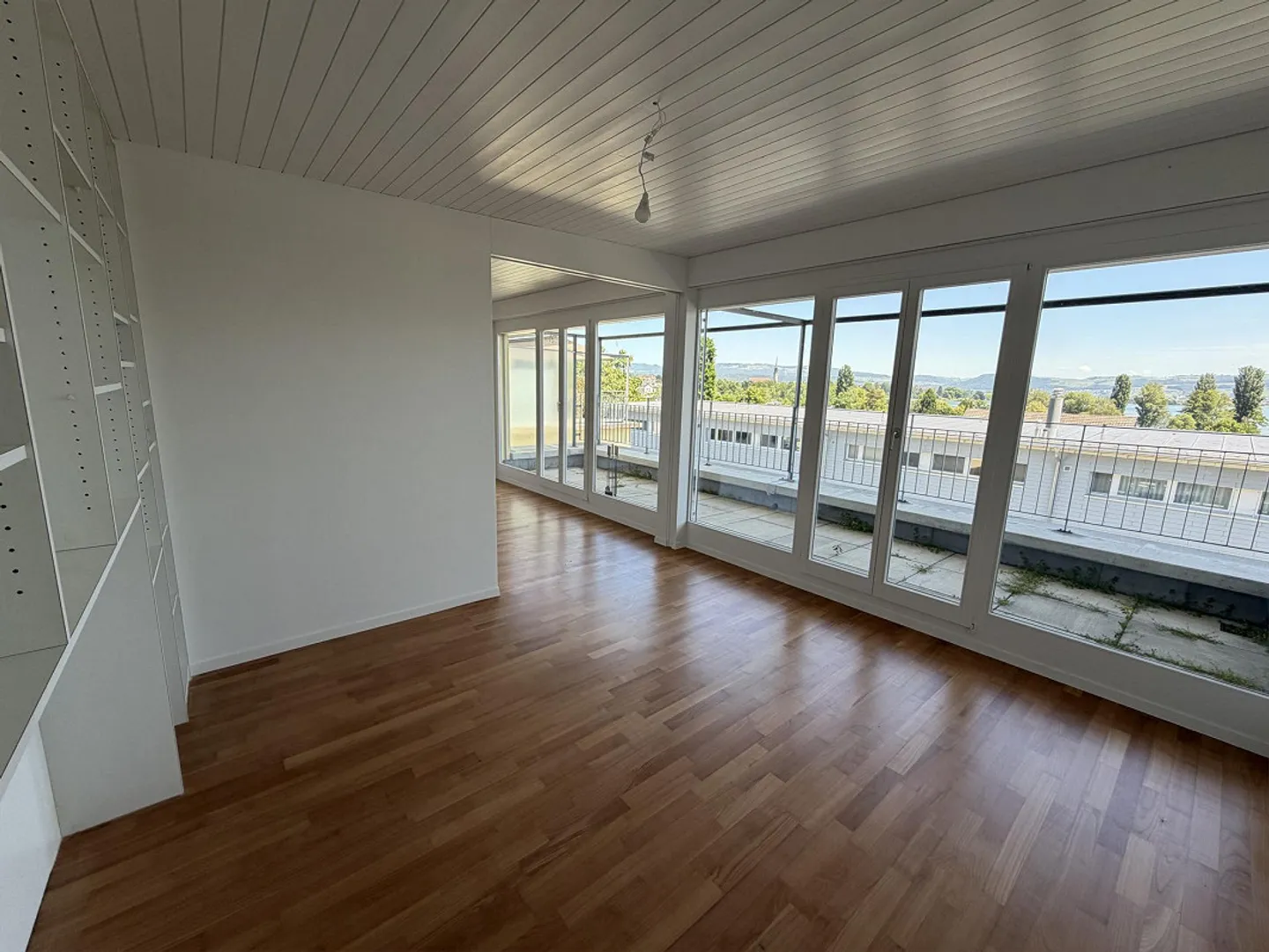 Charmantes Loft mit Seeblick - Foto 5 von 11