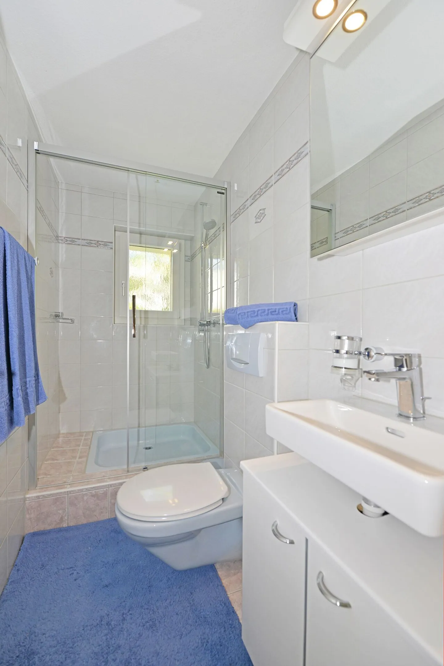 Casa a schiera di 6,5 stanze con giardino - Foto 10 di 20