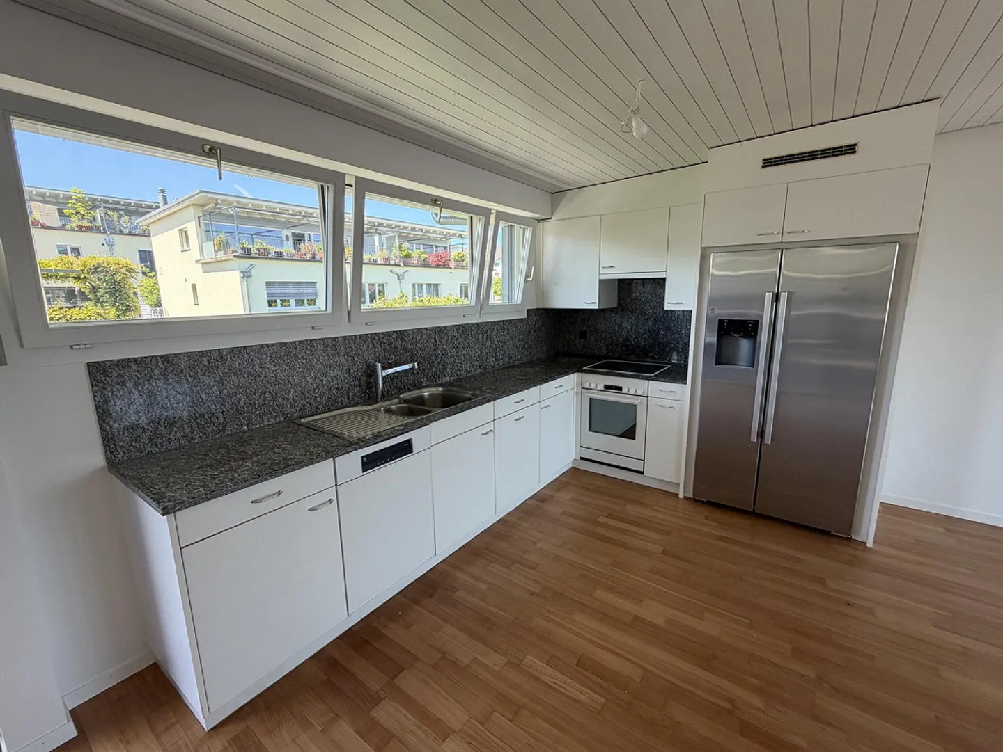 Charmantes Loft mit Seeblick - Foto 6 von 11