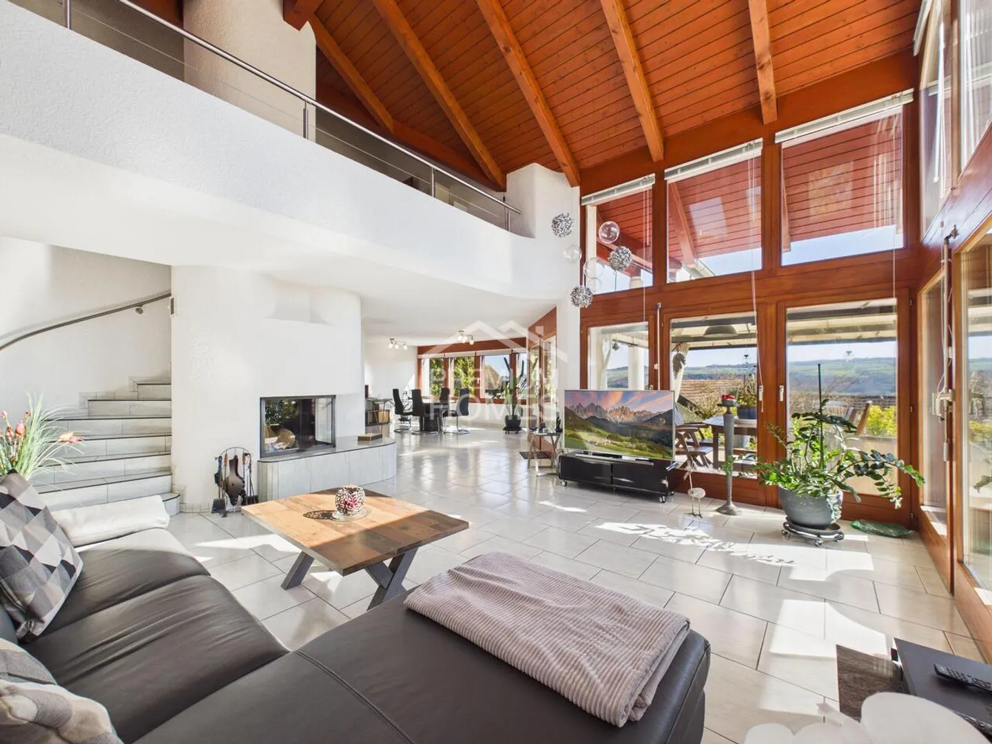 Charmantes Einfamilienhaus mit Seesicht - Foto 2 von 12