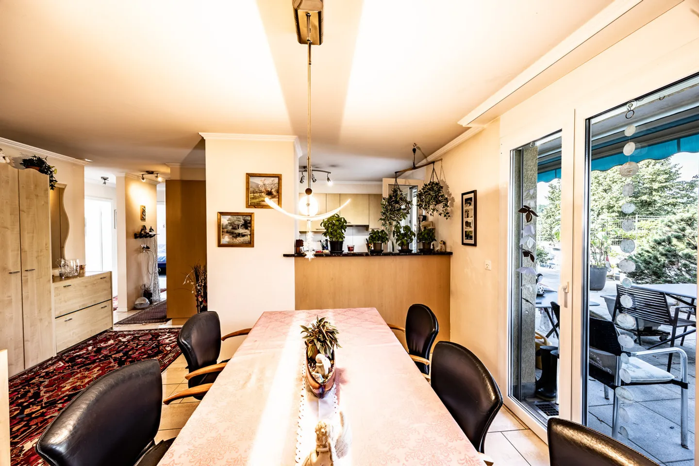 Appartement en attique avec terrasse spacieuse - Photo 1 sur 9