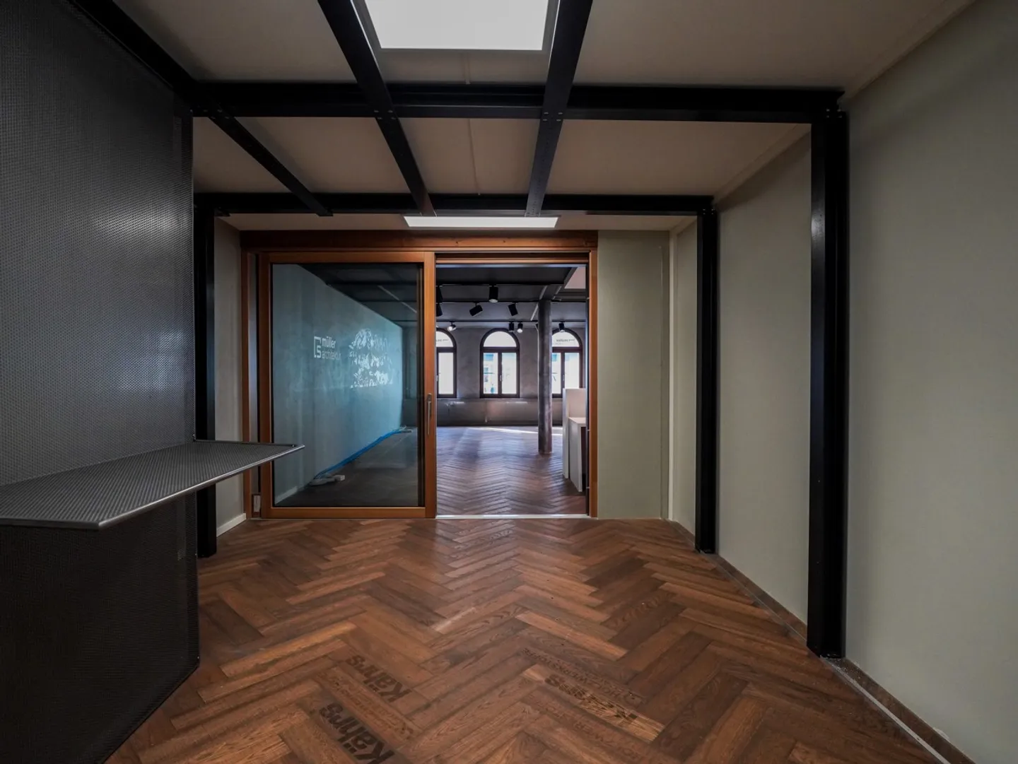 Unique modern office spaces in the heart of Wil - Photo 10 of 15