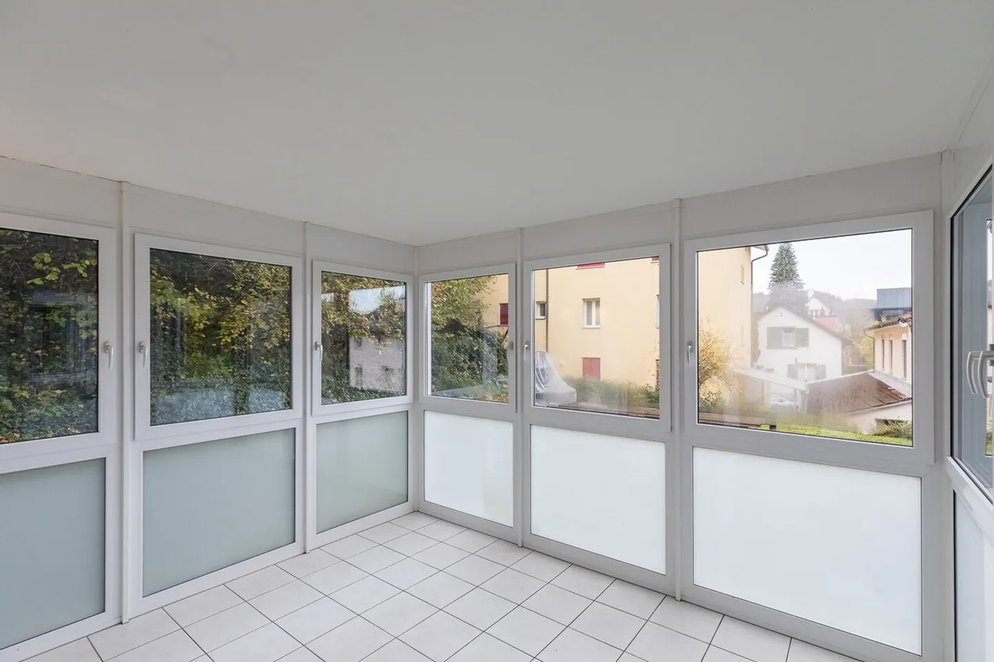 Apartment for rent - Photo 7 of 9