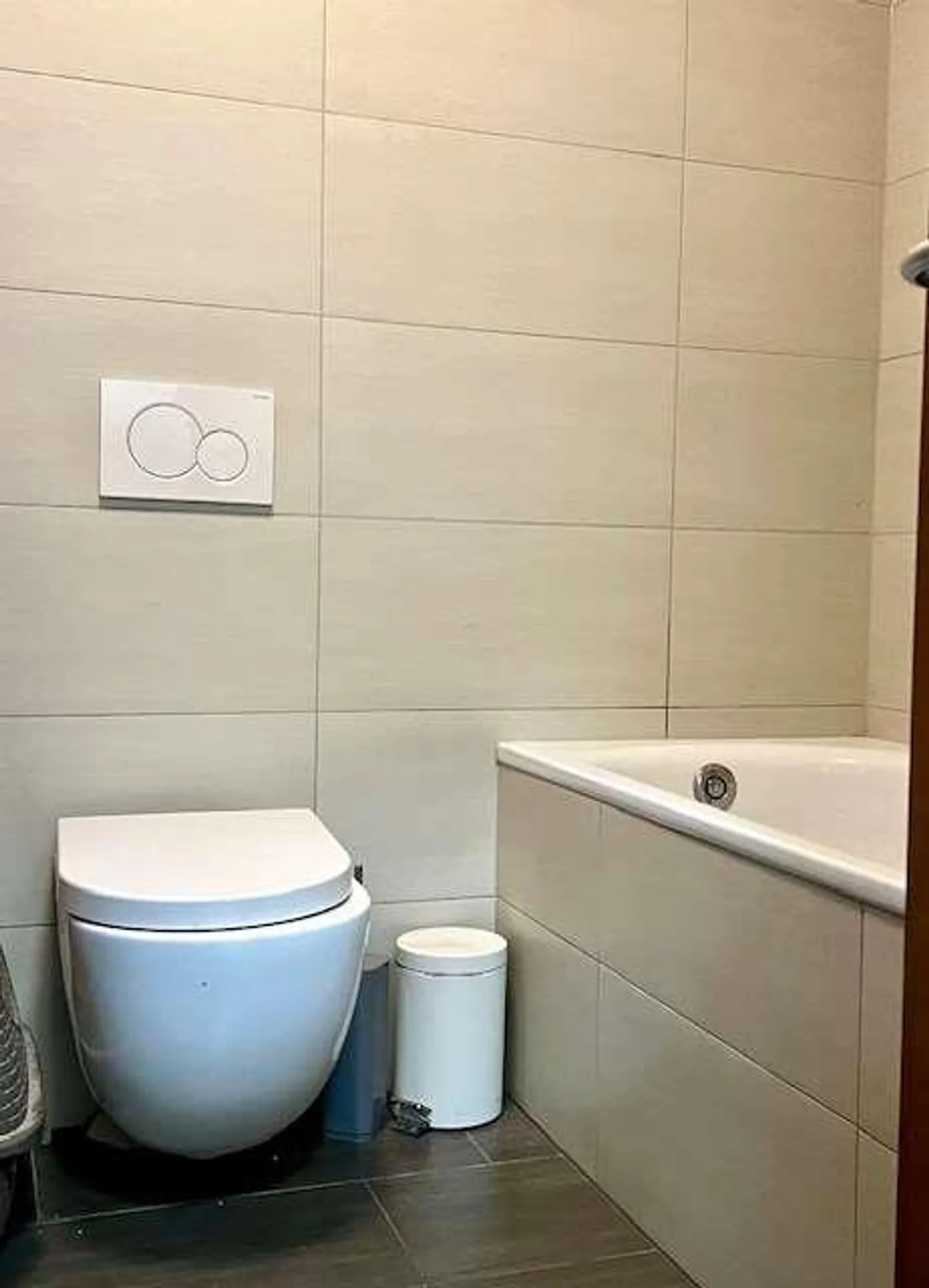Appartamento con terrazza e giardino - Foto 9 di 13
