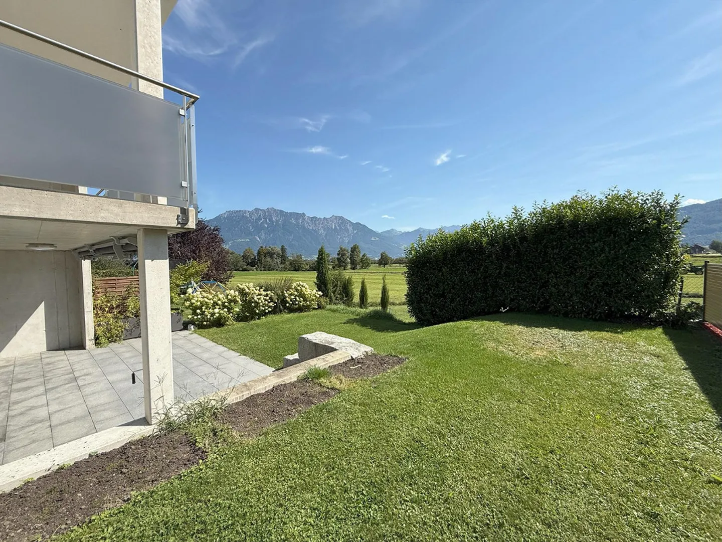 Dreamlike 5.5 Room Semi-Detached House - Photo 3 of 18
