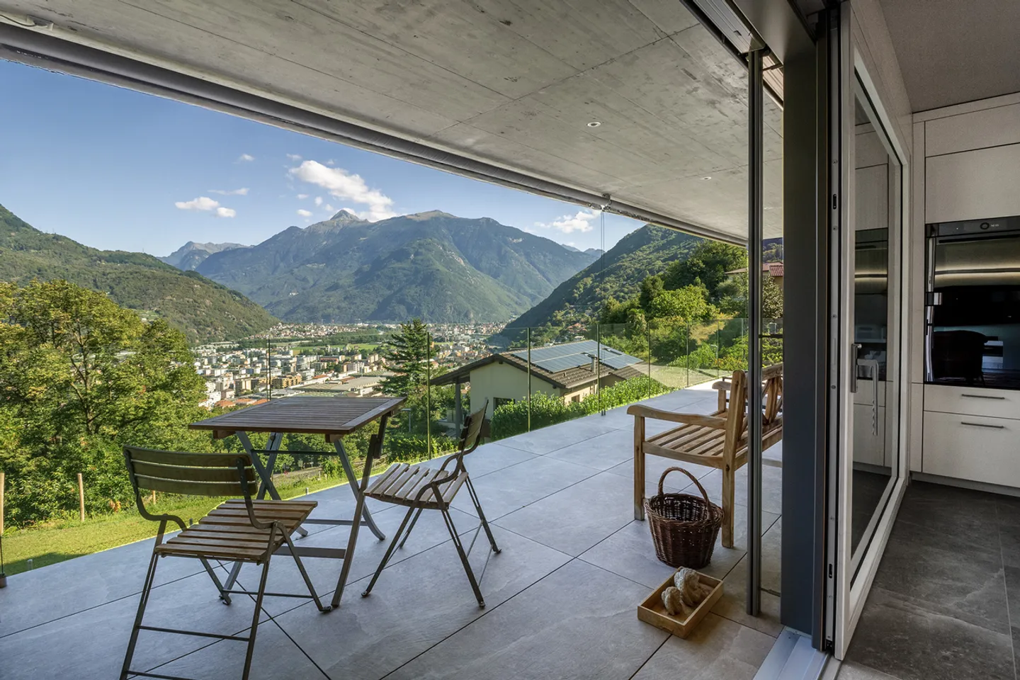 Résidence Artore - Vivre avec vue sur les châteaux de Bellinzone - Photo 1 sur 7