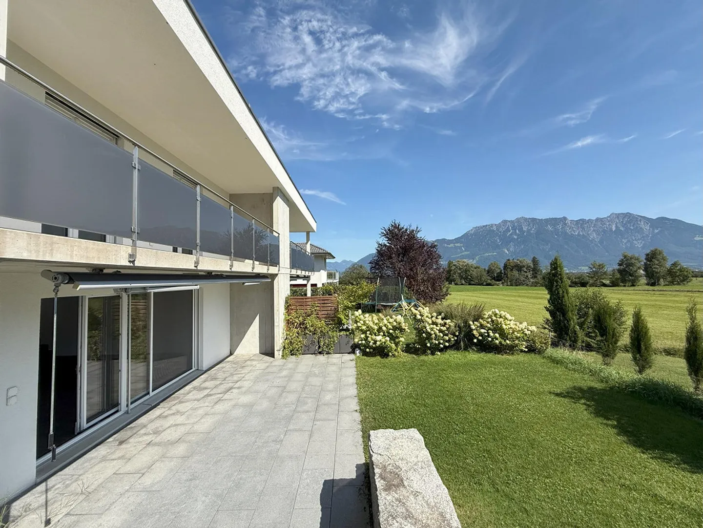 Dreamlike 5.5 Room Semi-Detached House - Photo 4 of 18