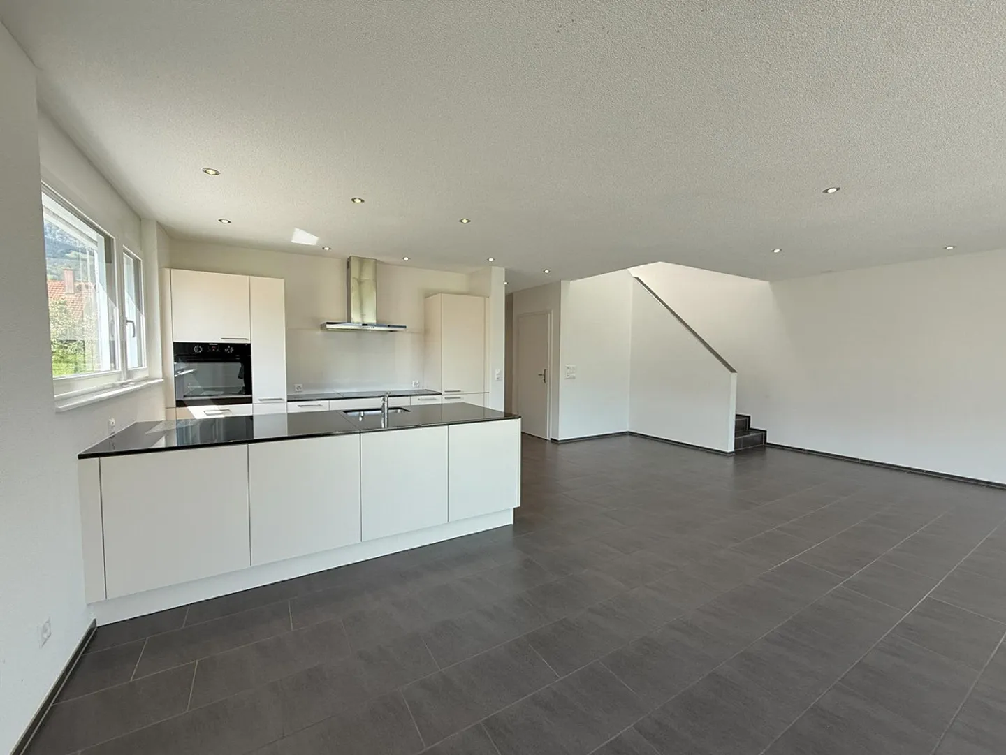 Dreamlike 5.5 Room Semi-Detached House - Photo 6 of 18