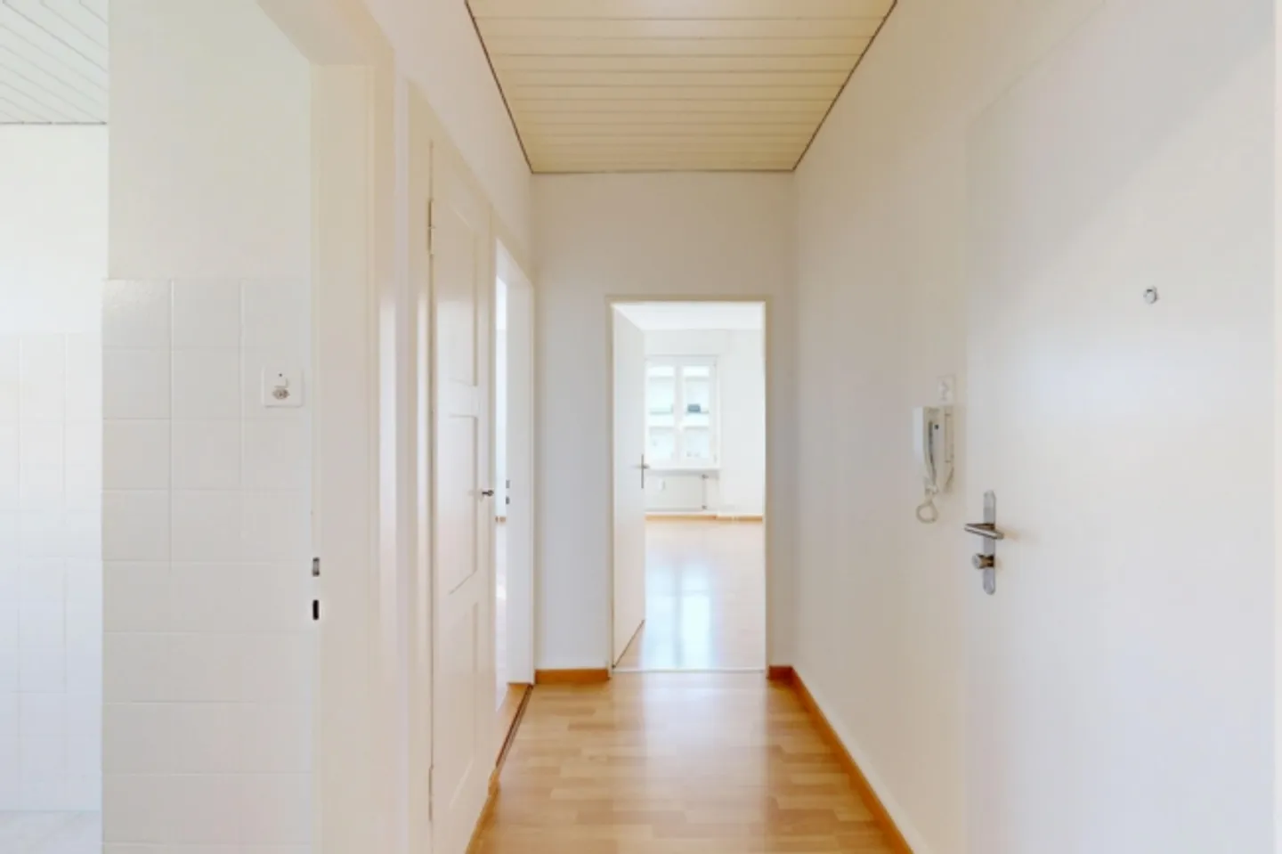 Apartment for rent - Photo 9 of 10