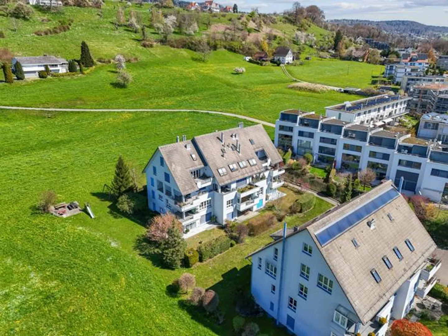 Charmante Wohnung mit Garten - Foto 2 von 23