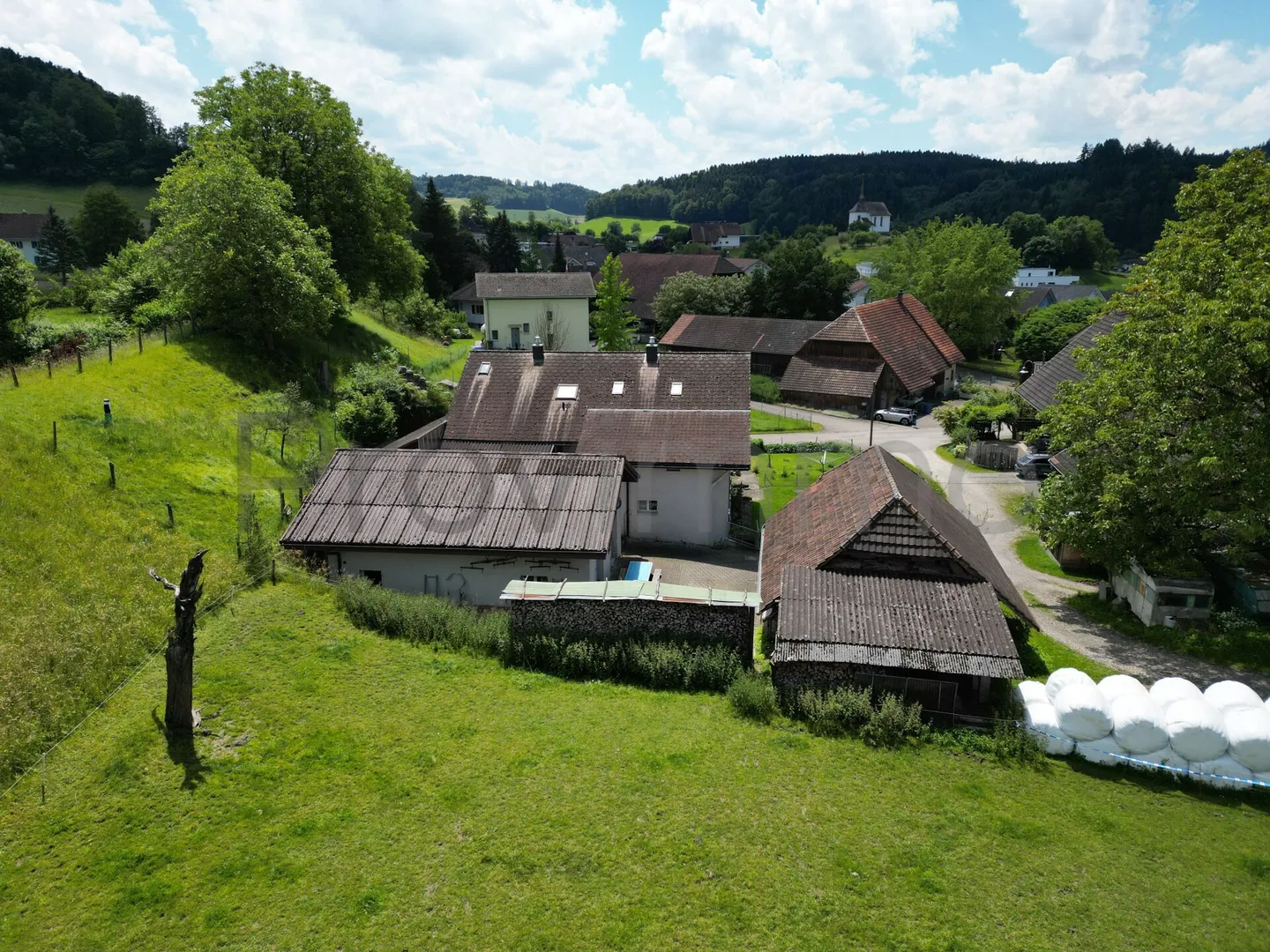 Casa bifamiliare con annessi ad Altbüron LU - Foto 12 di 14