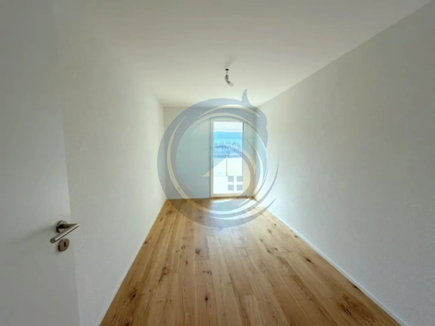 BEAUTIFUL NEW 3.5-ROOM APARTMENT WITH BALCONY - Photo 8 of 11