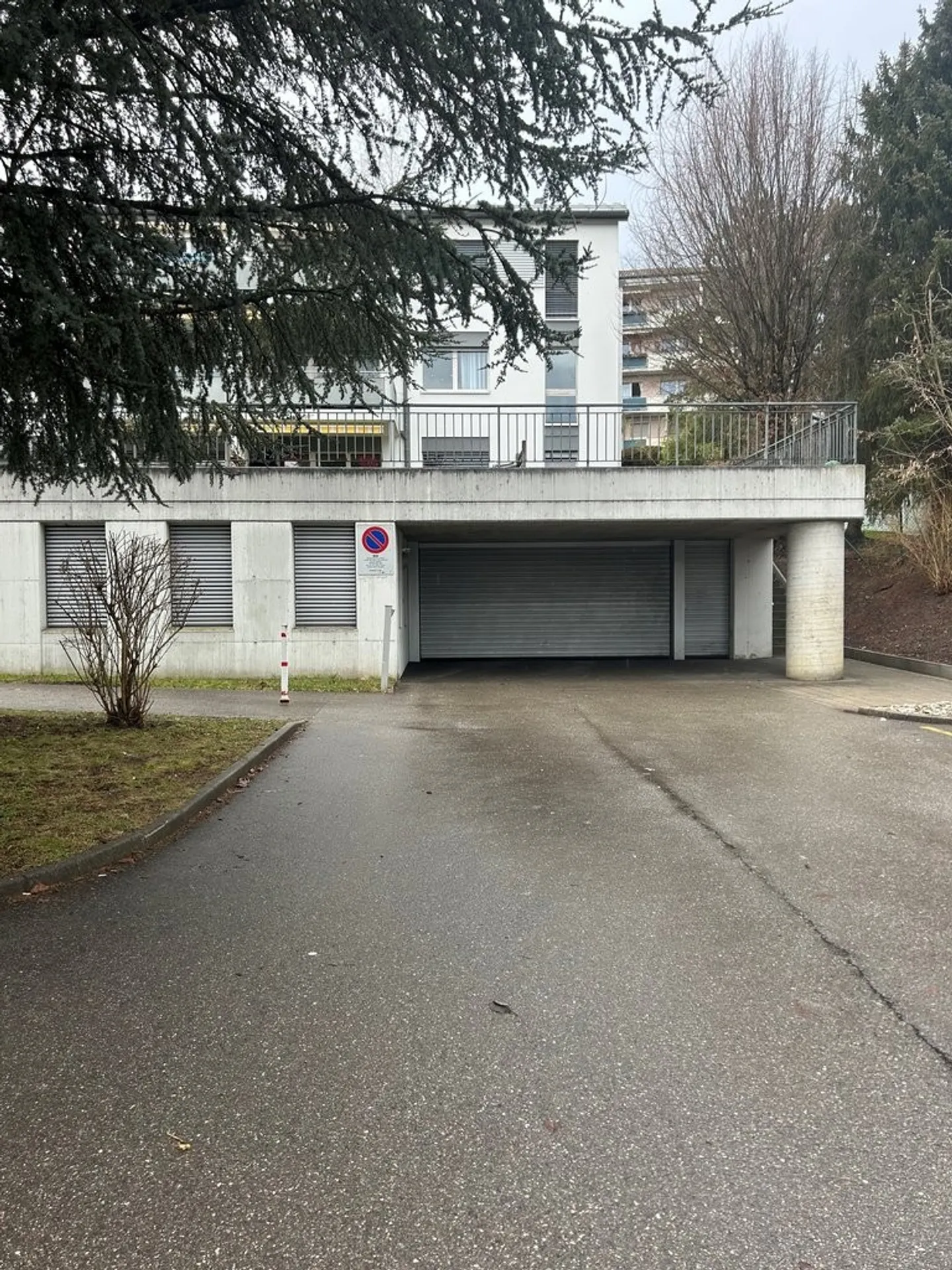 Parkplatz in Matran - Foto 1 von 2