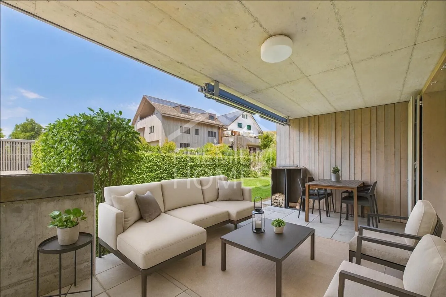 Vacances Quotidiennes dans Votre Propre Jardin - Photo 1 sur 10