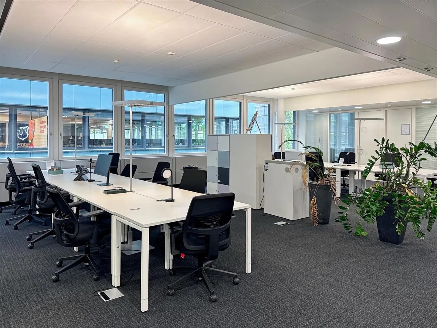 Accesso a spazi di coworking professionali presso Regus Dammstrasse - Foto 4 di 9