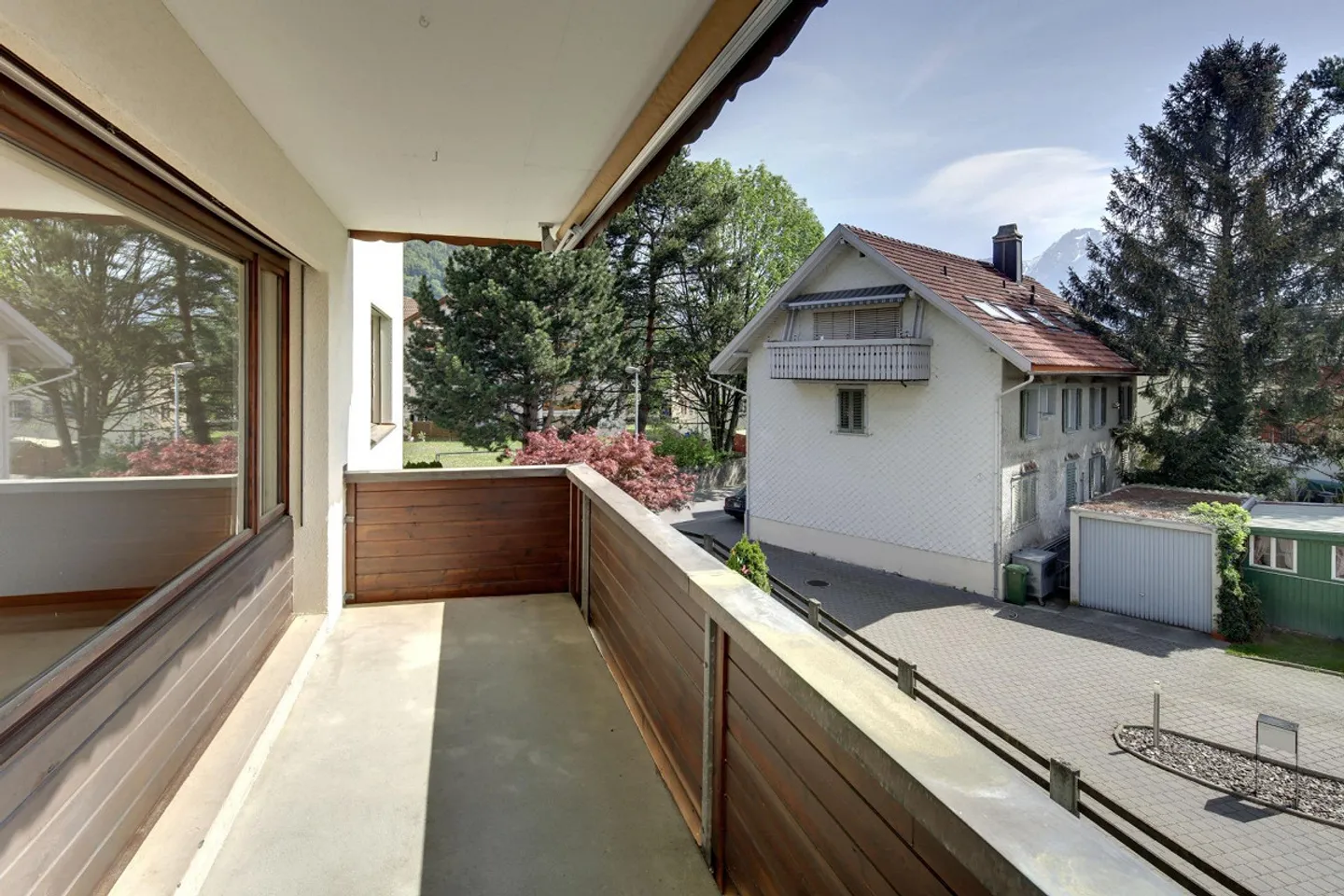 gut geschnittene Wohnung mit Chemineé - Foto 2 von 13