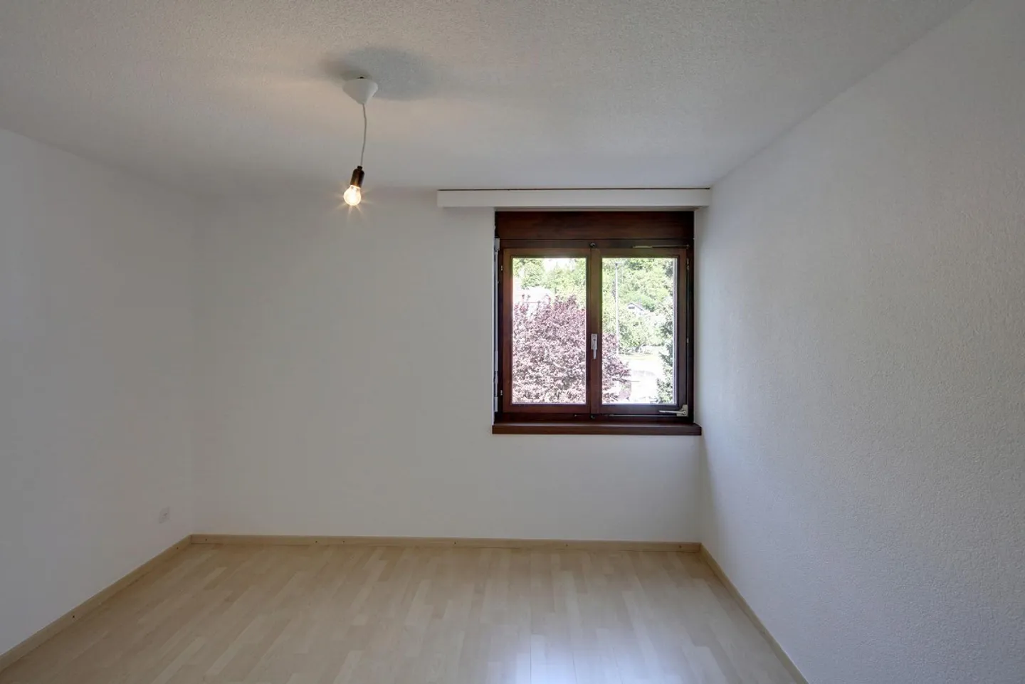 gut geschnittene Wohnung mit Chemineé - Foto 12 von 13