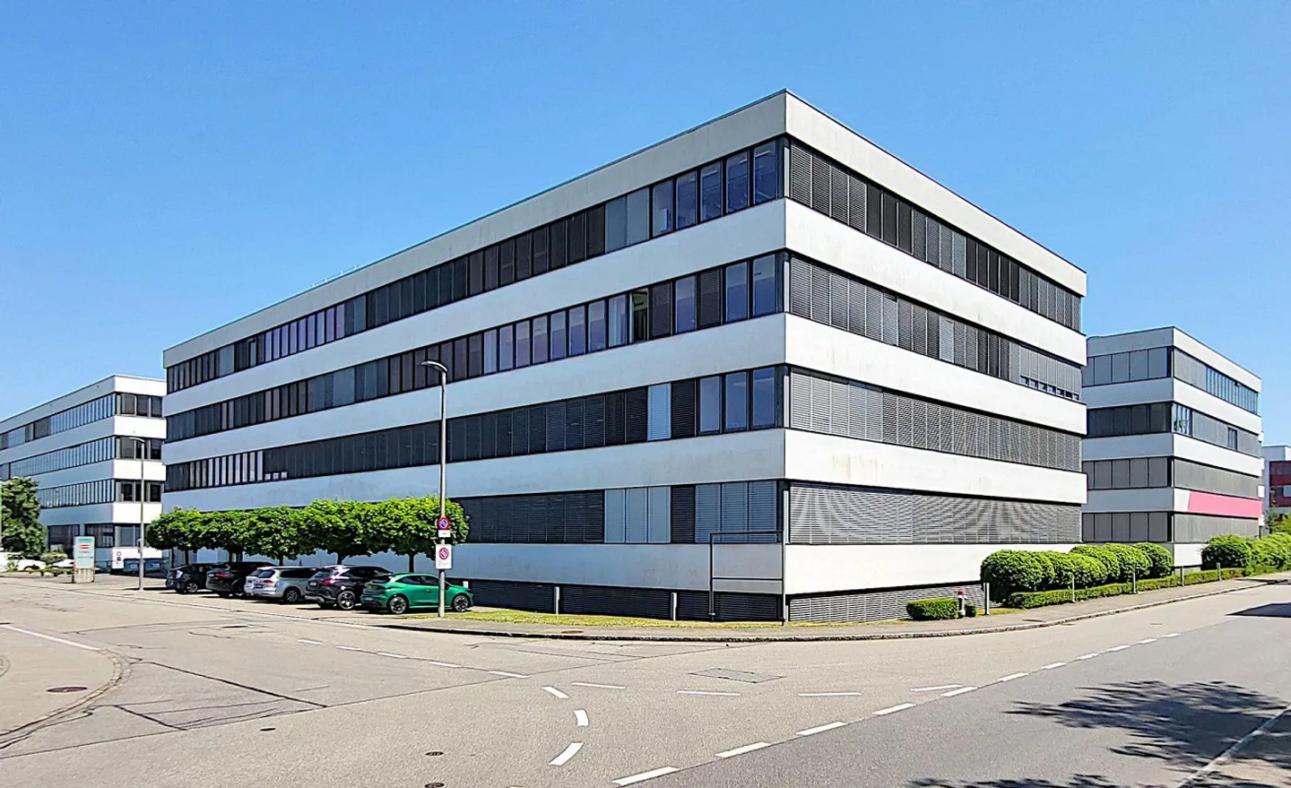Bureaux entièrement développés dans le TechCenter de Reinach ! - Photo 1 sur 13