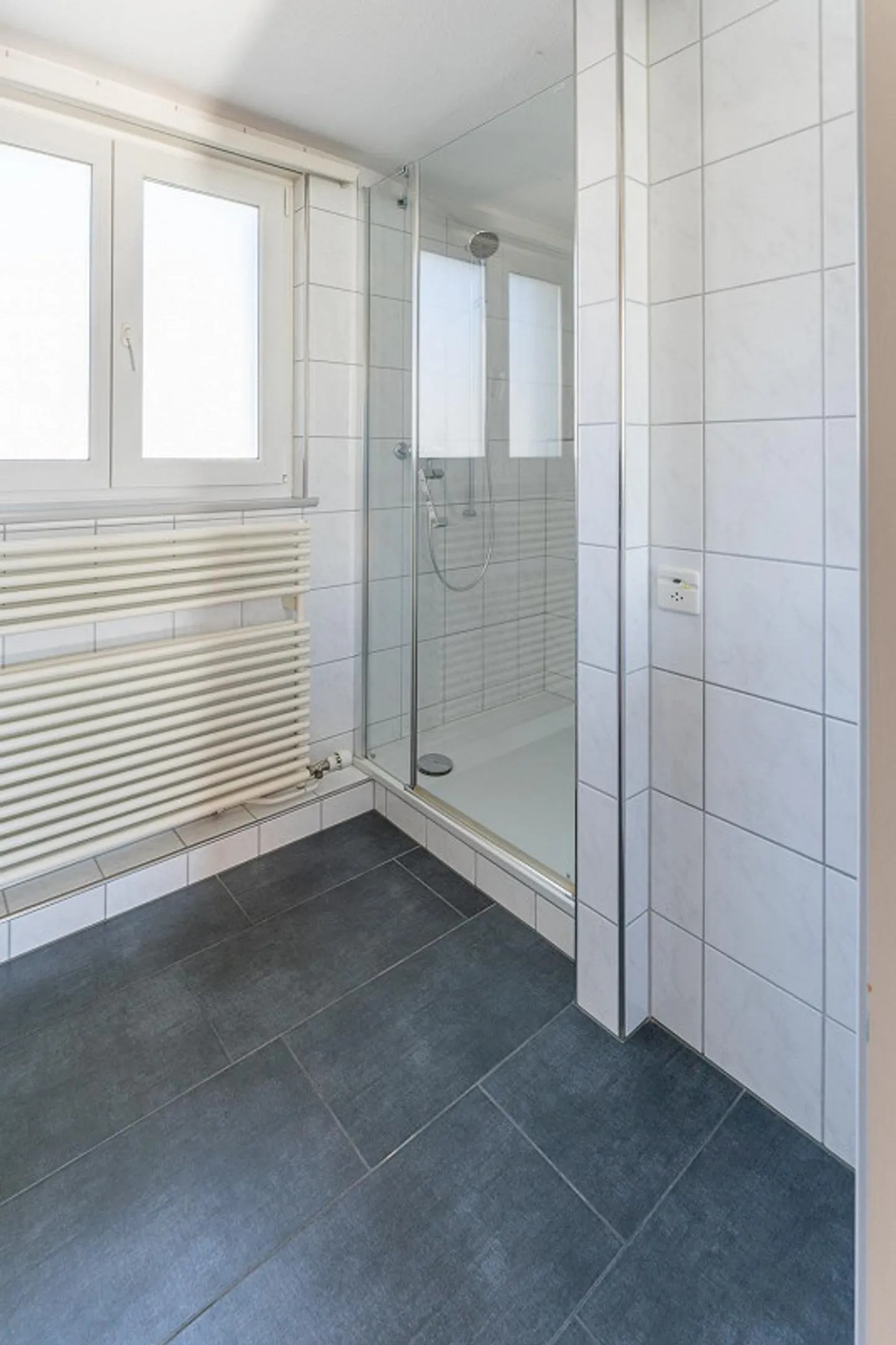 Aussergewöhnliches Penthouse mit Aussicht - Foto 11 von 14