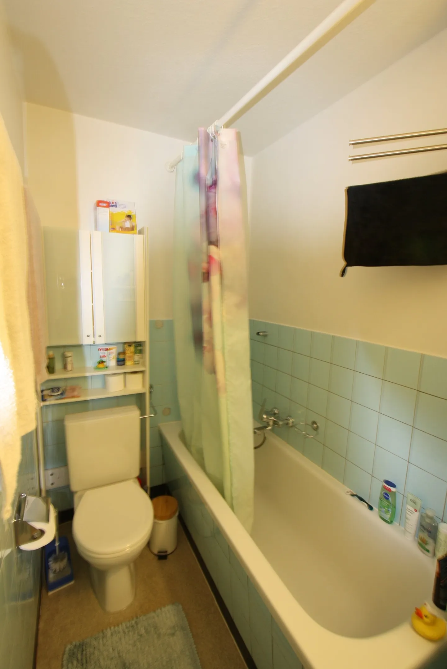 Charmante appartement 4 pièces avec balcon dans un endroit calme Liebefeld - Photo 12 sur 15