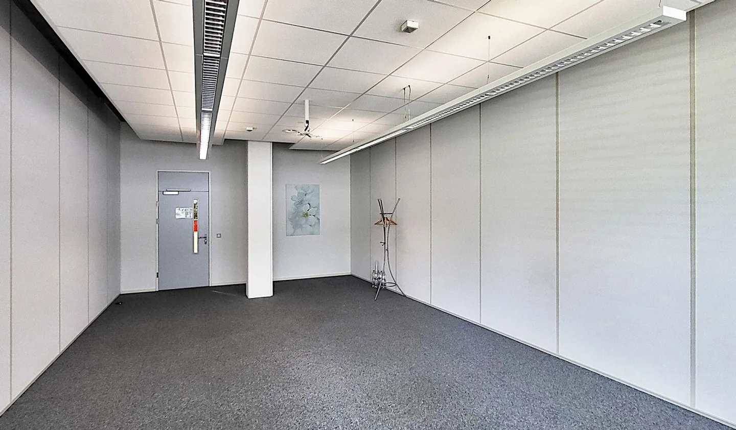 Bureaux entièrement développés dans le TechCenter de Reinach ! - Photo 12 sur 13