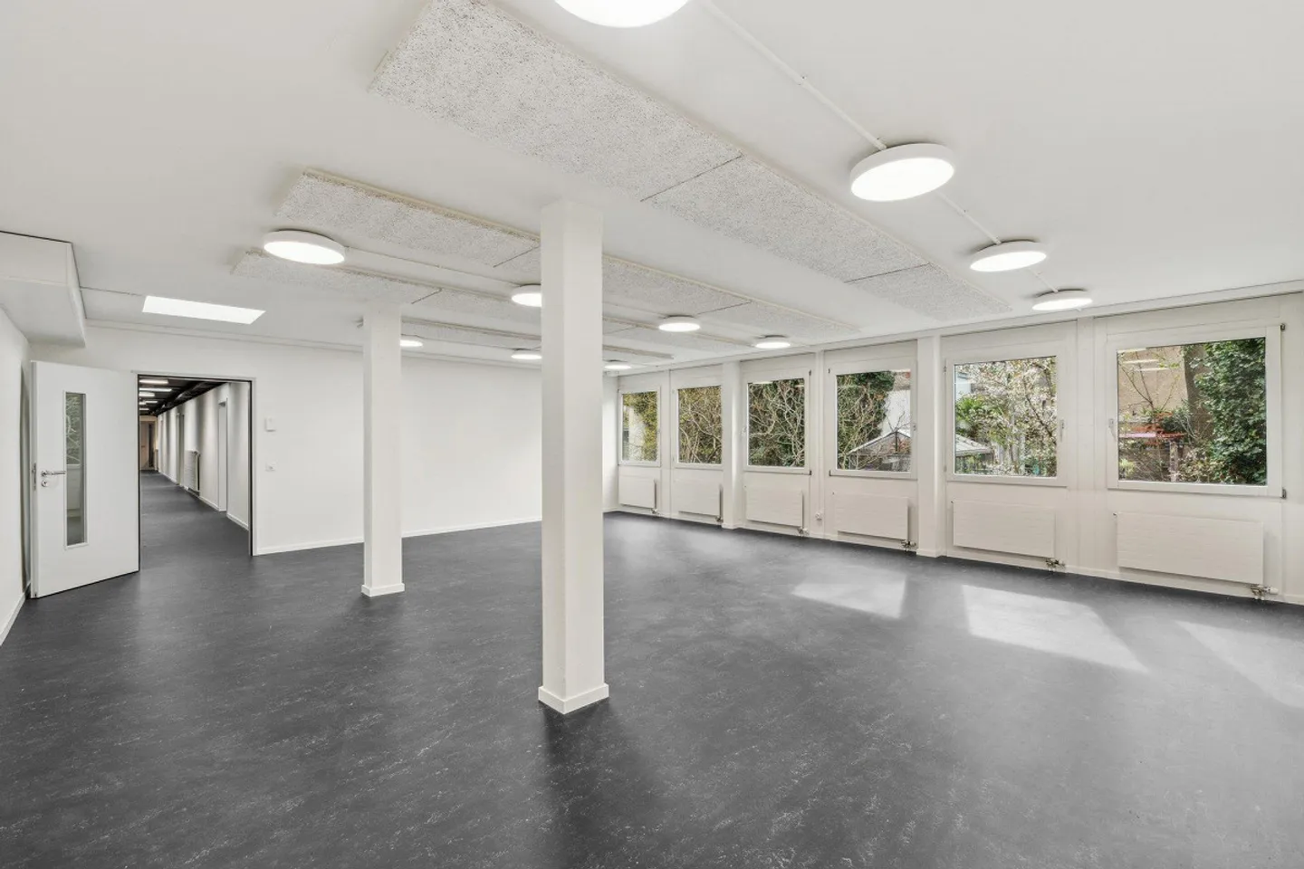 HAMMER SPACES - expanded office spaces - Photo 8 of 9