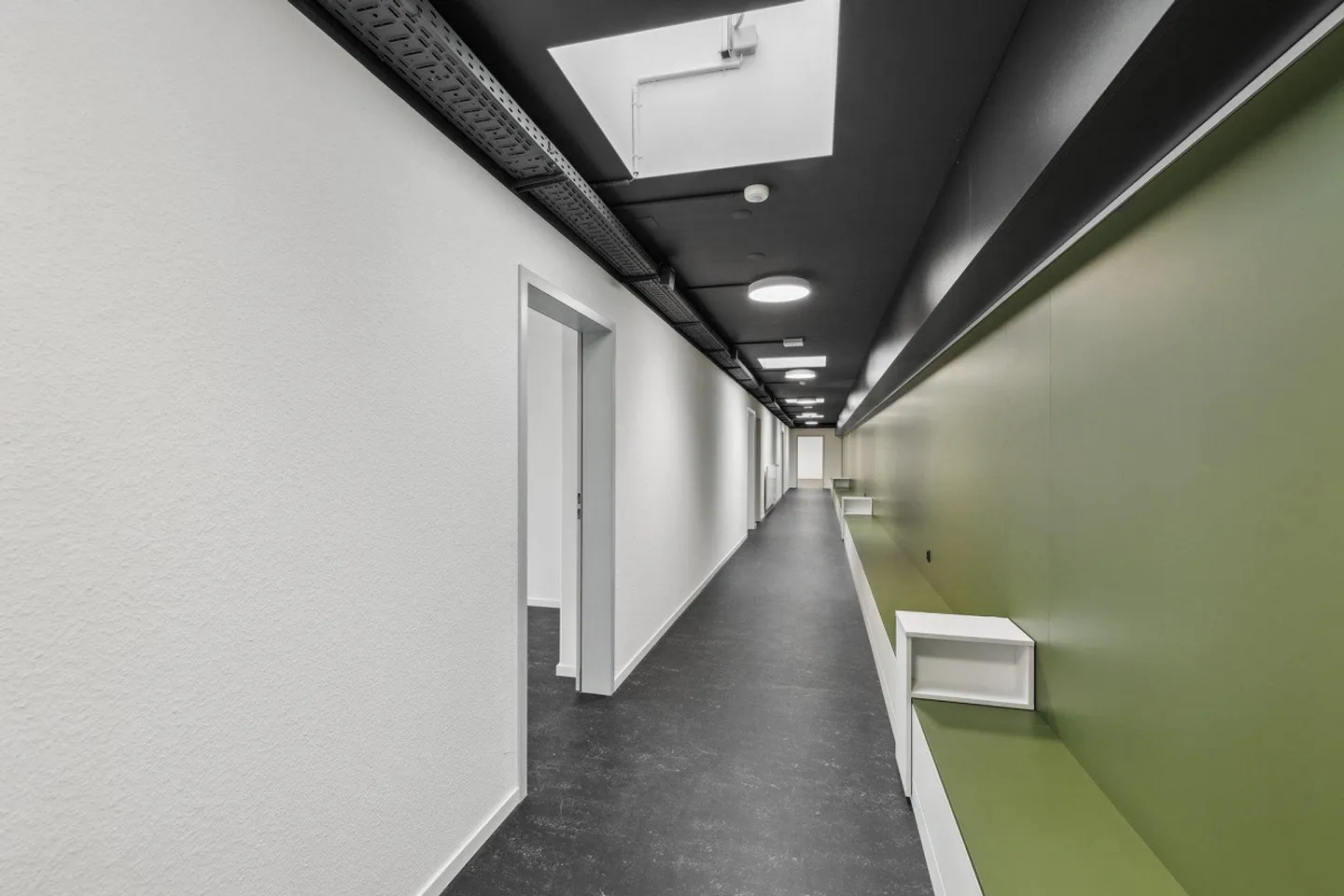 HAMMER SPACES - expanded office spaces - Photo 9 of 9