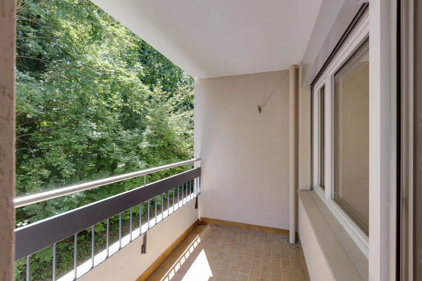 Geräumige Wohnung in ruhiger Lage - Foto 9 von 11