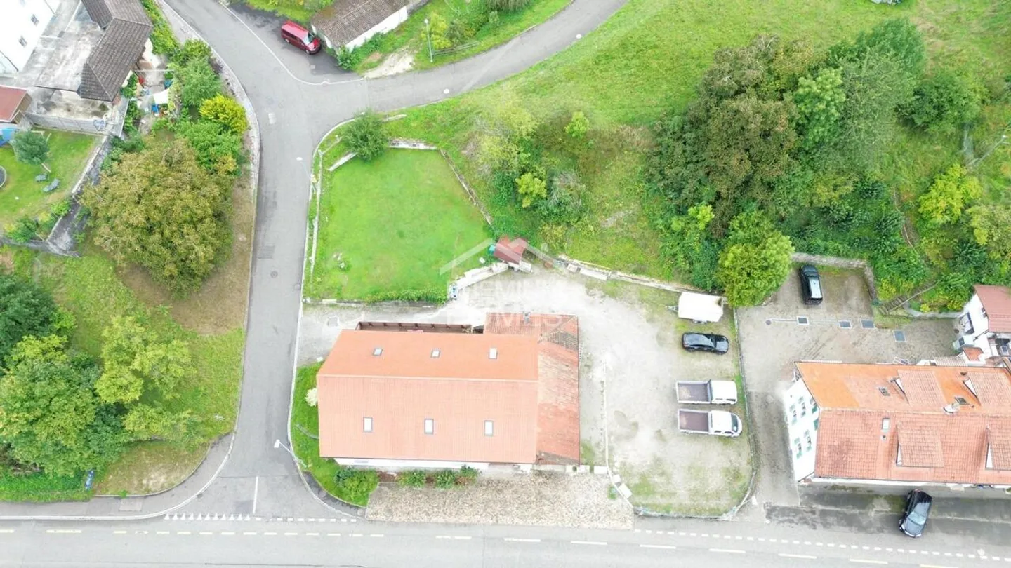 Invest, expand, design - Building land with residential property and Z - Photo 1 of 8