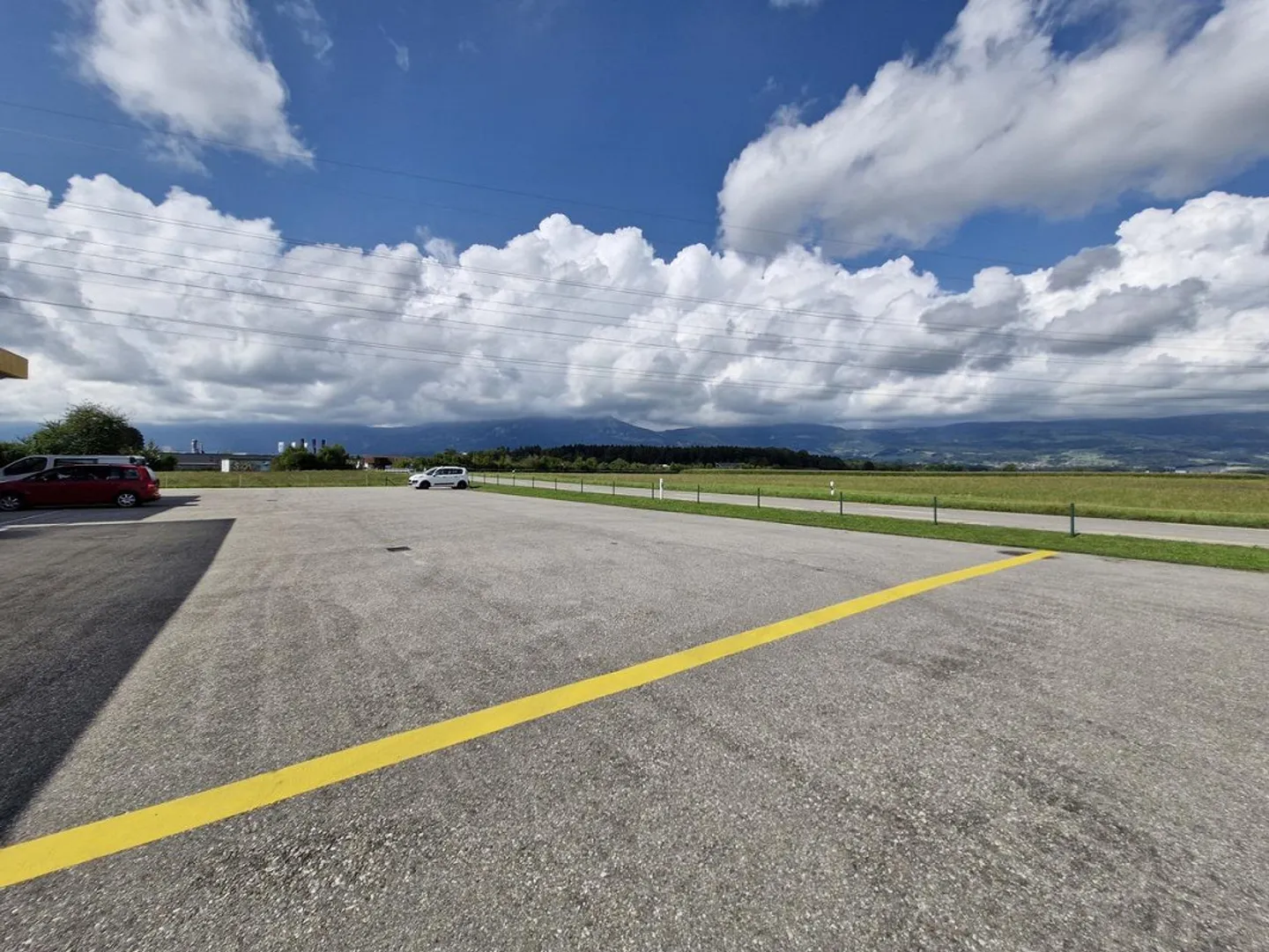 Paved outdoor area as sales or storage space - Photo 1 of 4