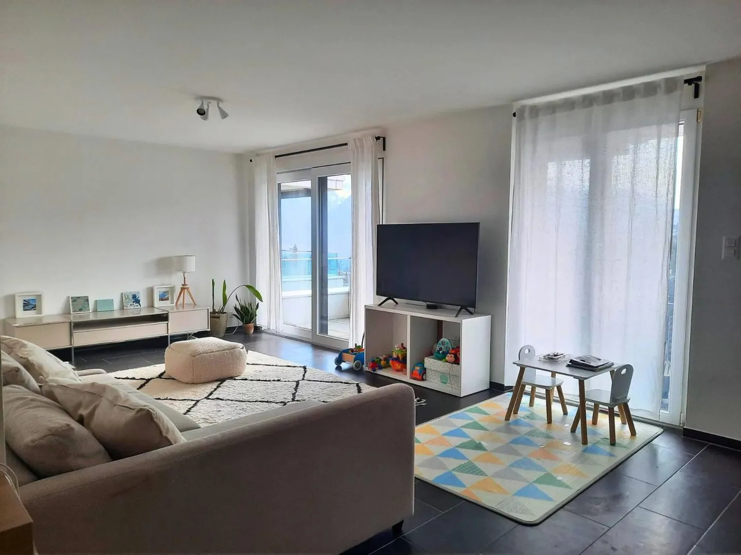 Appartamento con 4.5 stanze al 1° piano di circa 110m2 - Foto 6 di 11