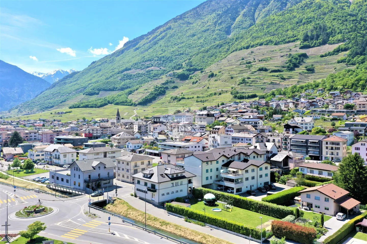 Spazioso e luminoso attico di 3,5 locali con ampia terrazza esposta a sud in affitto a Fully - Foto 21 di 22