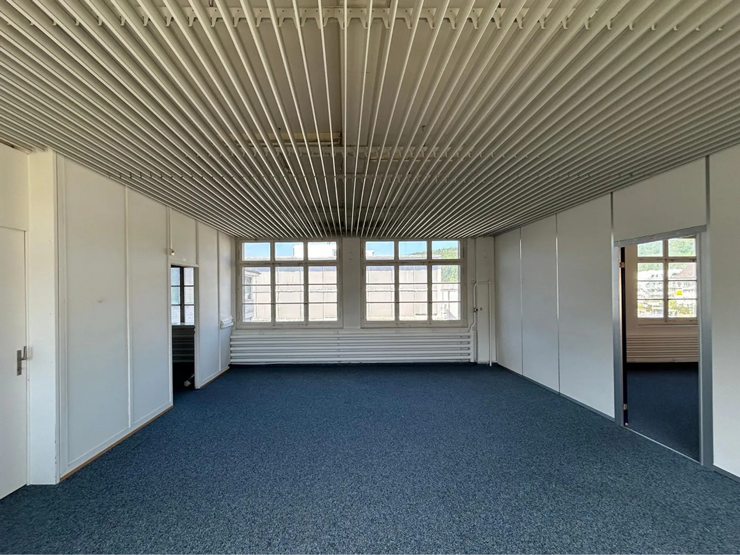 Interim Use of Multiple Office Spaces, Also Available for Individual Rental in Bubendorf - Photo 2 of 7
