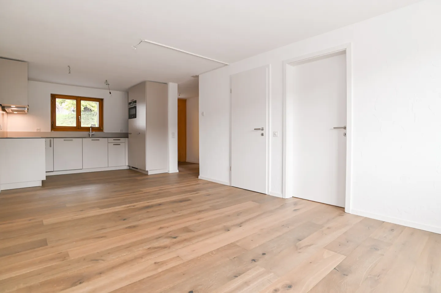 Appartamento 3.5 locali completamente ristrutturato in una buona posizione - Foto 6 di 13